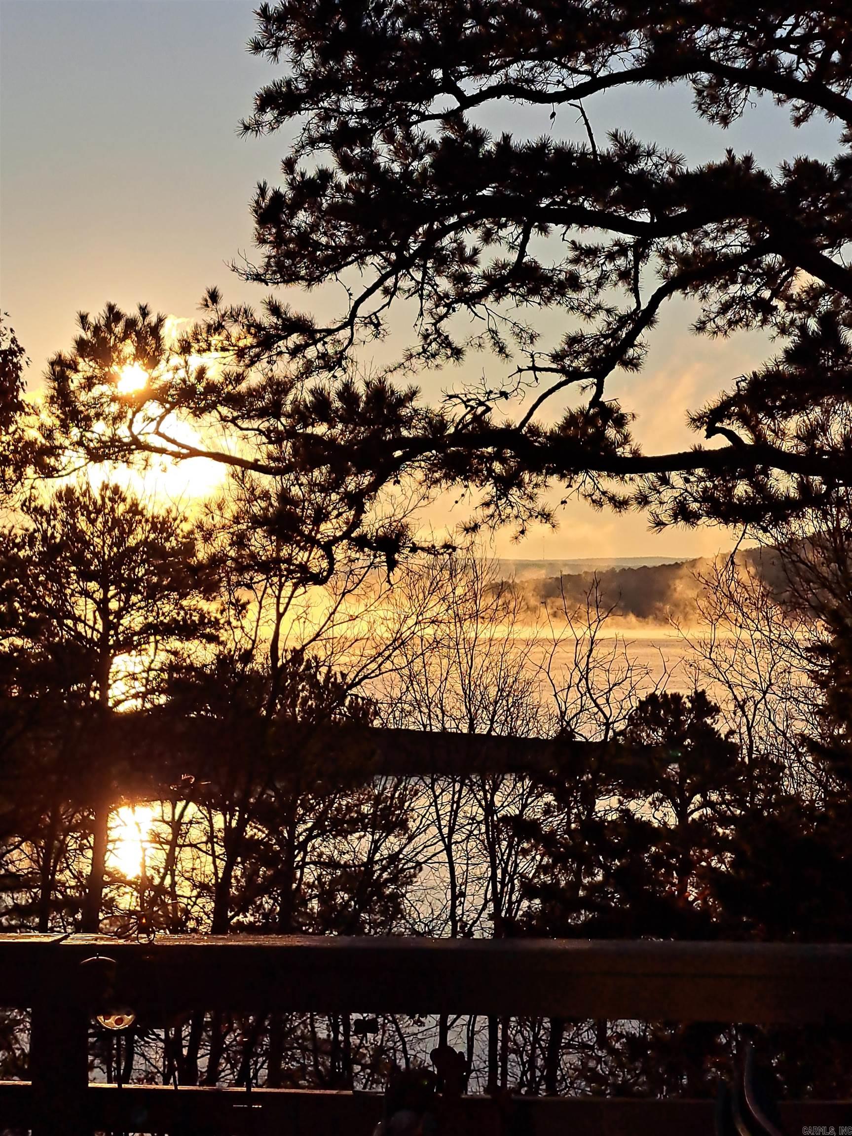 HAMILTON HILLS - Residential