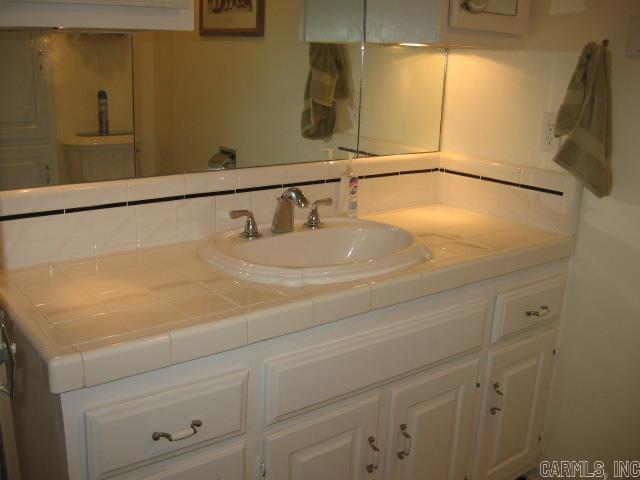 HAMILTON HILLS - Residential