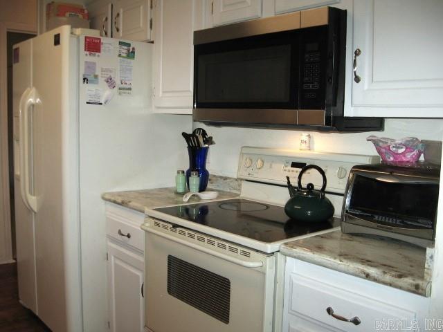 HAMILTON HILLS - Residential