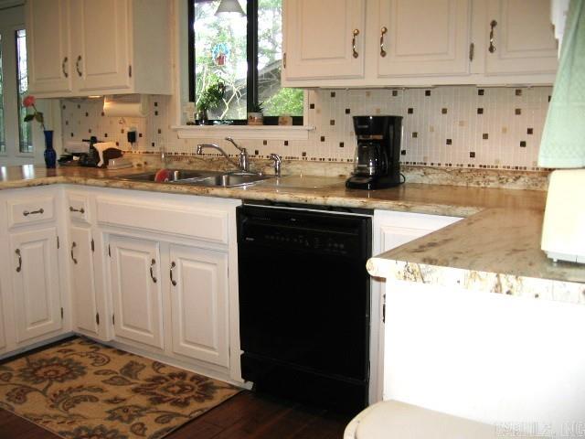 HAMILTON HILLS - Residential