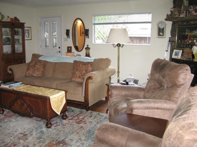 HAMILTON HILLS - Residential