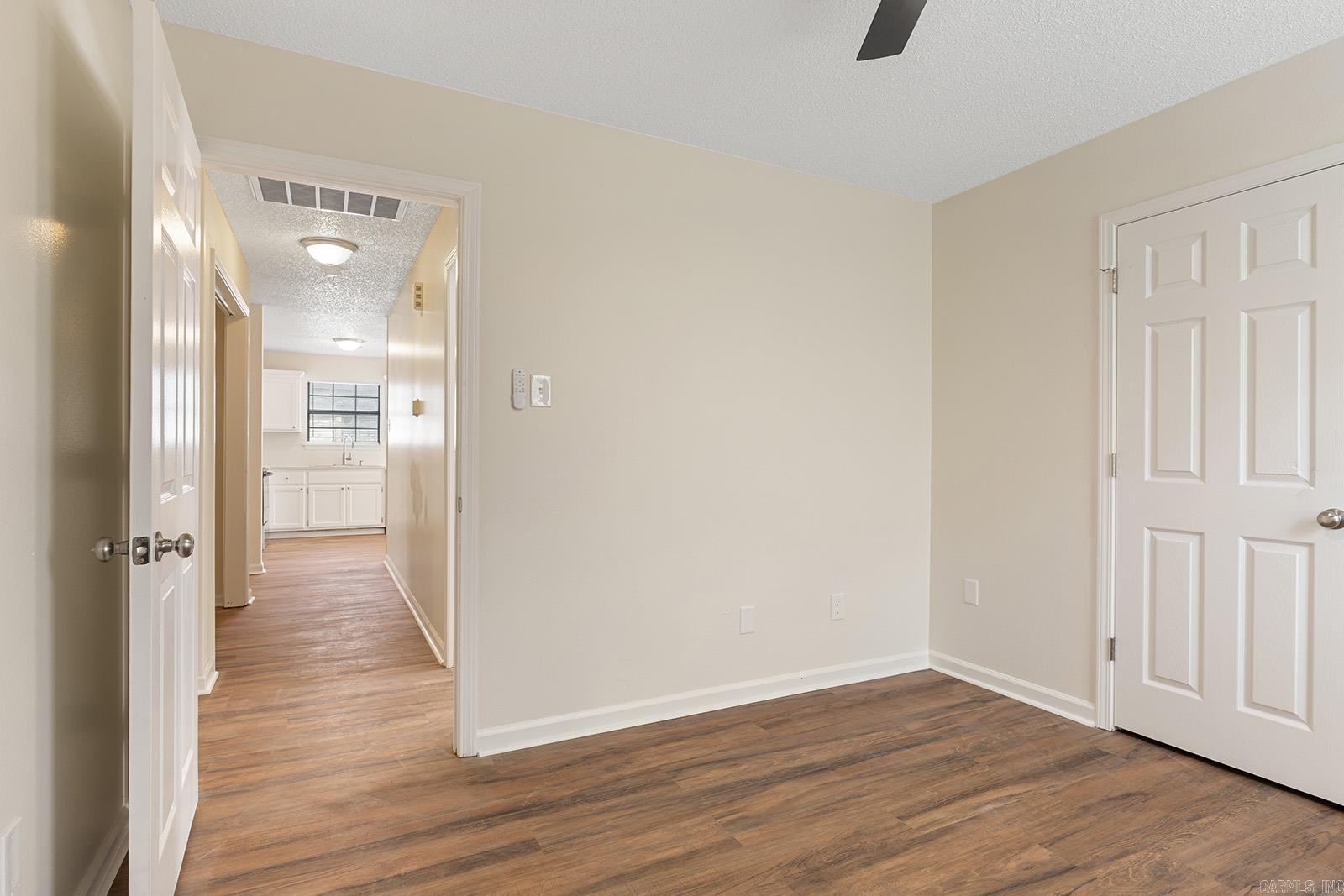 ORIGINAL TOWN-BRYANT - Residential