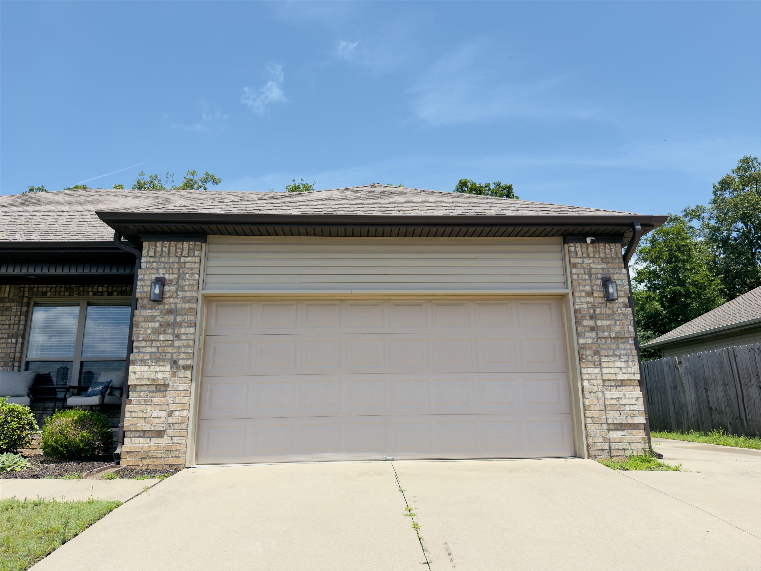 CROSS CREEK - Residential
