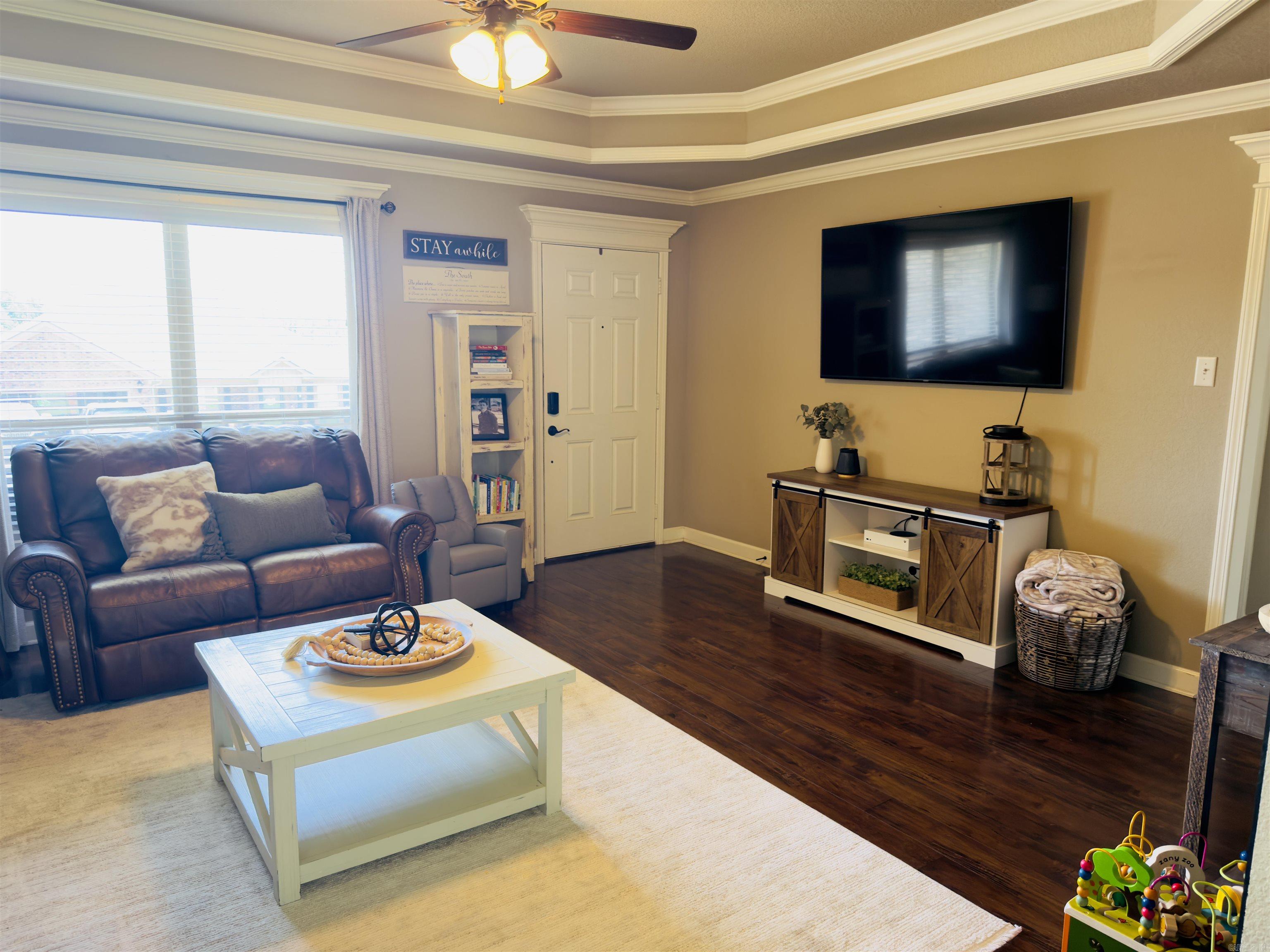 CROSS CREEK - Residential