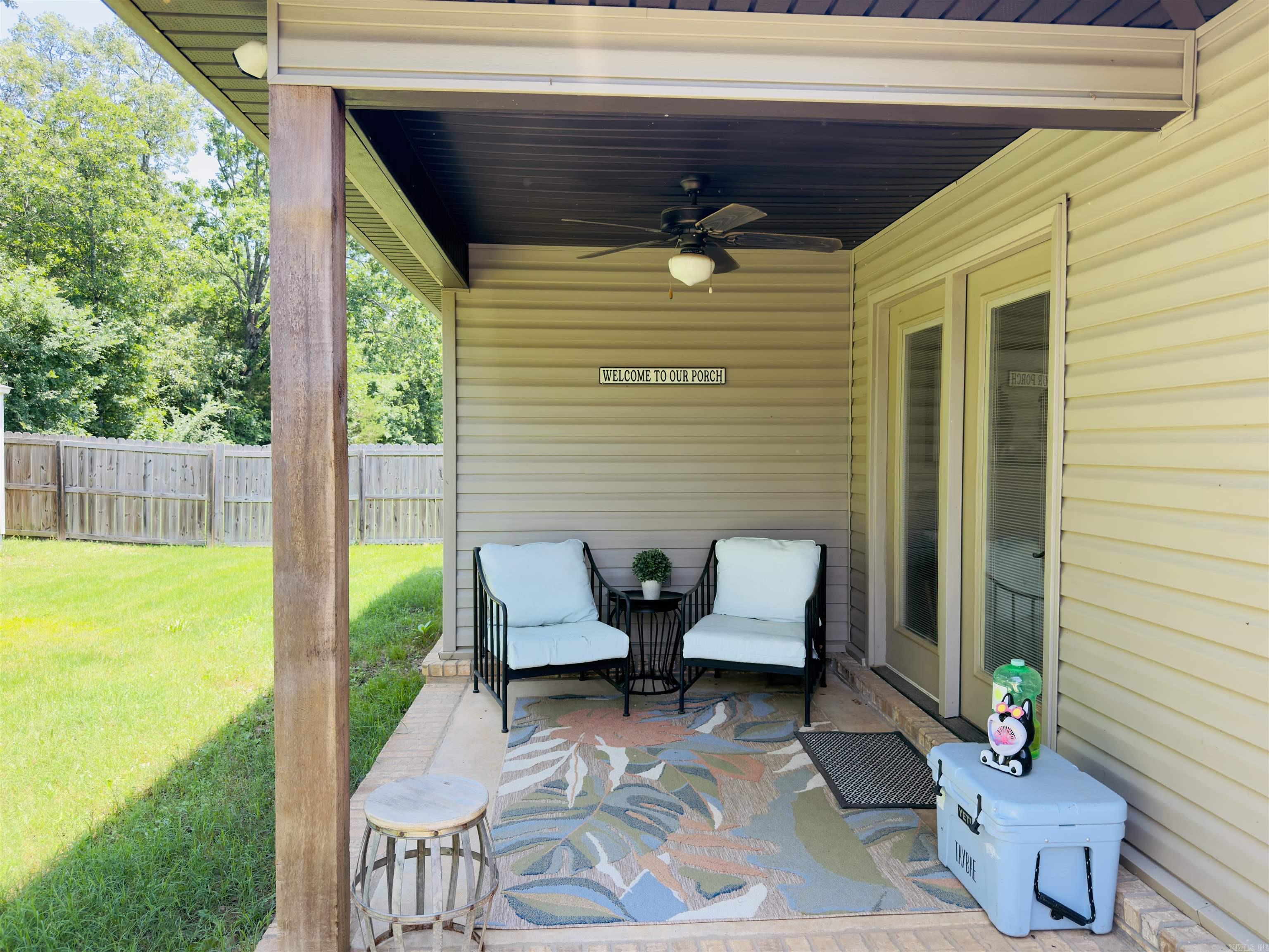 CROSS CREEK - Residential