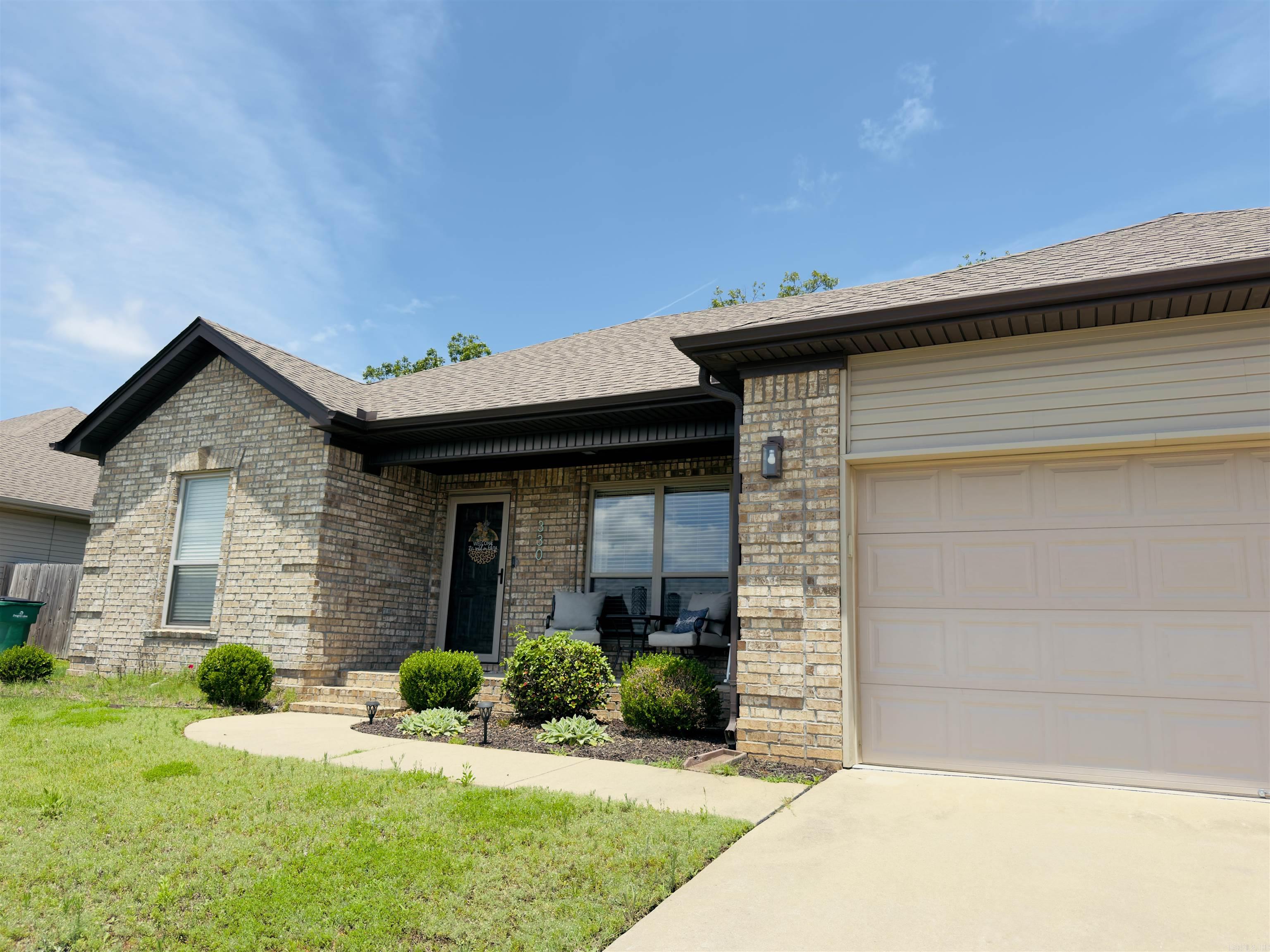 CROSS CREEK - Residential