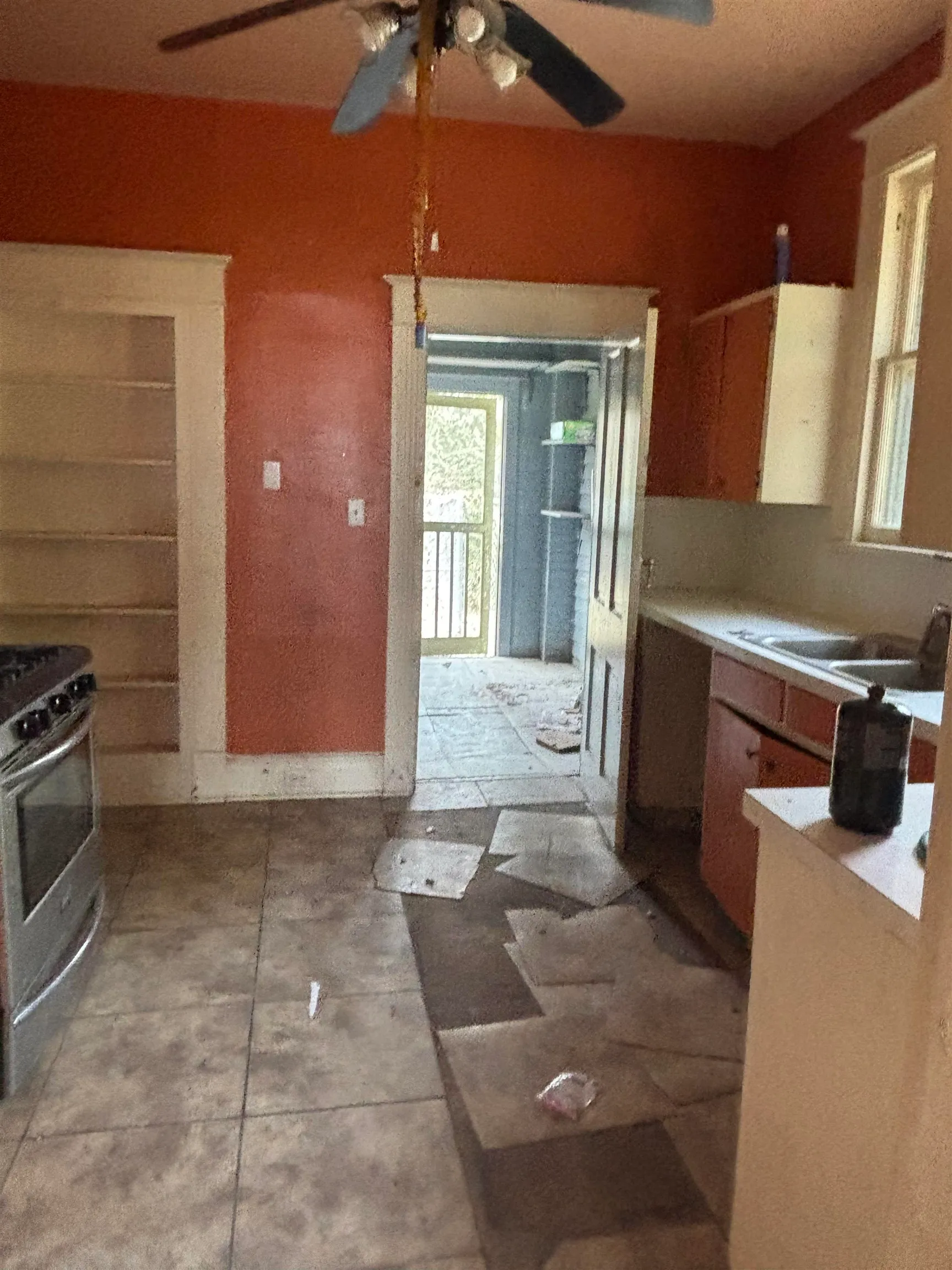 Lonoke, Arkansas 72086, United States, 2 Bedrooms Bedrooms, ,1 BathroomBathrooms,Residential,Pending,17205