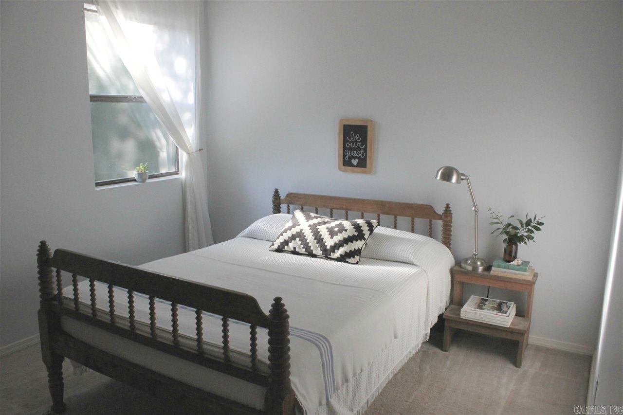 ROLLING OAKS - Residential