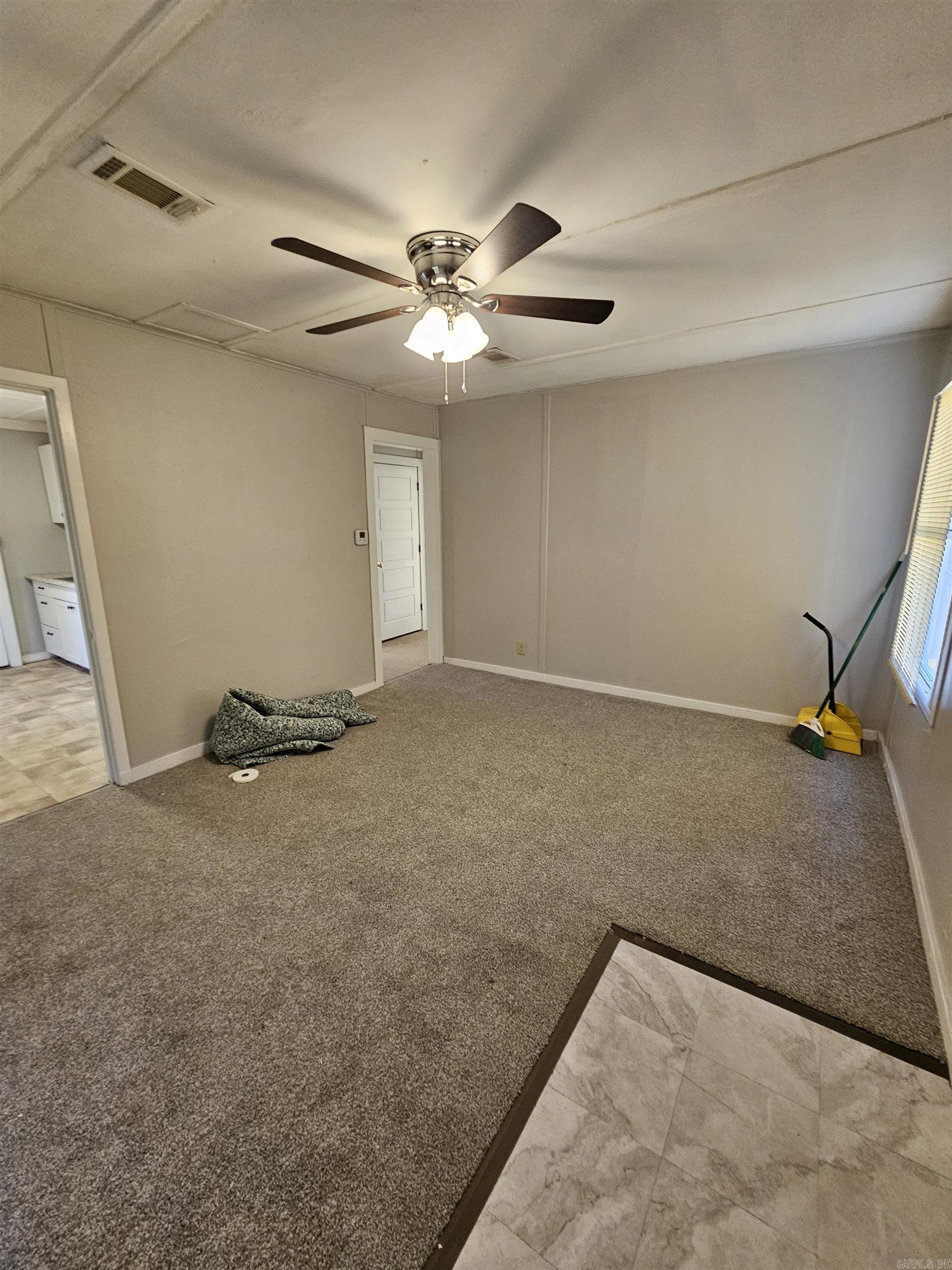 Sunny Side - Residential Lease