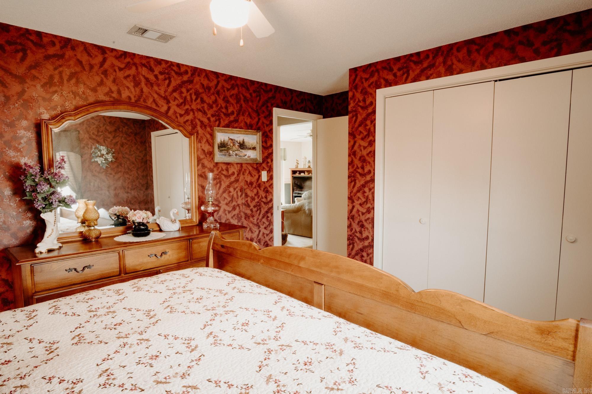 TWIN POINTS HPR - Residential