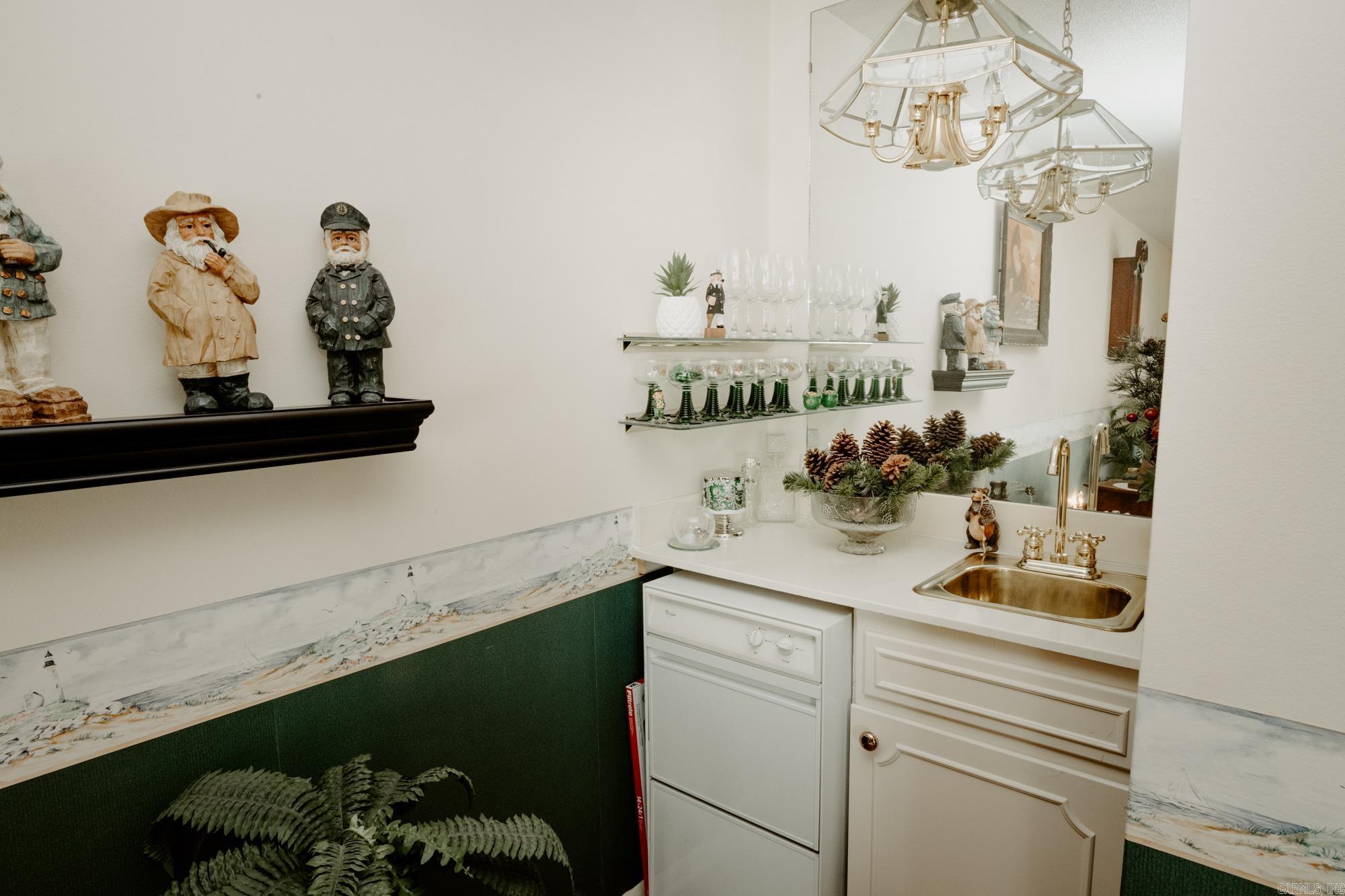 TWIN POINTS HPR - Residential