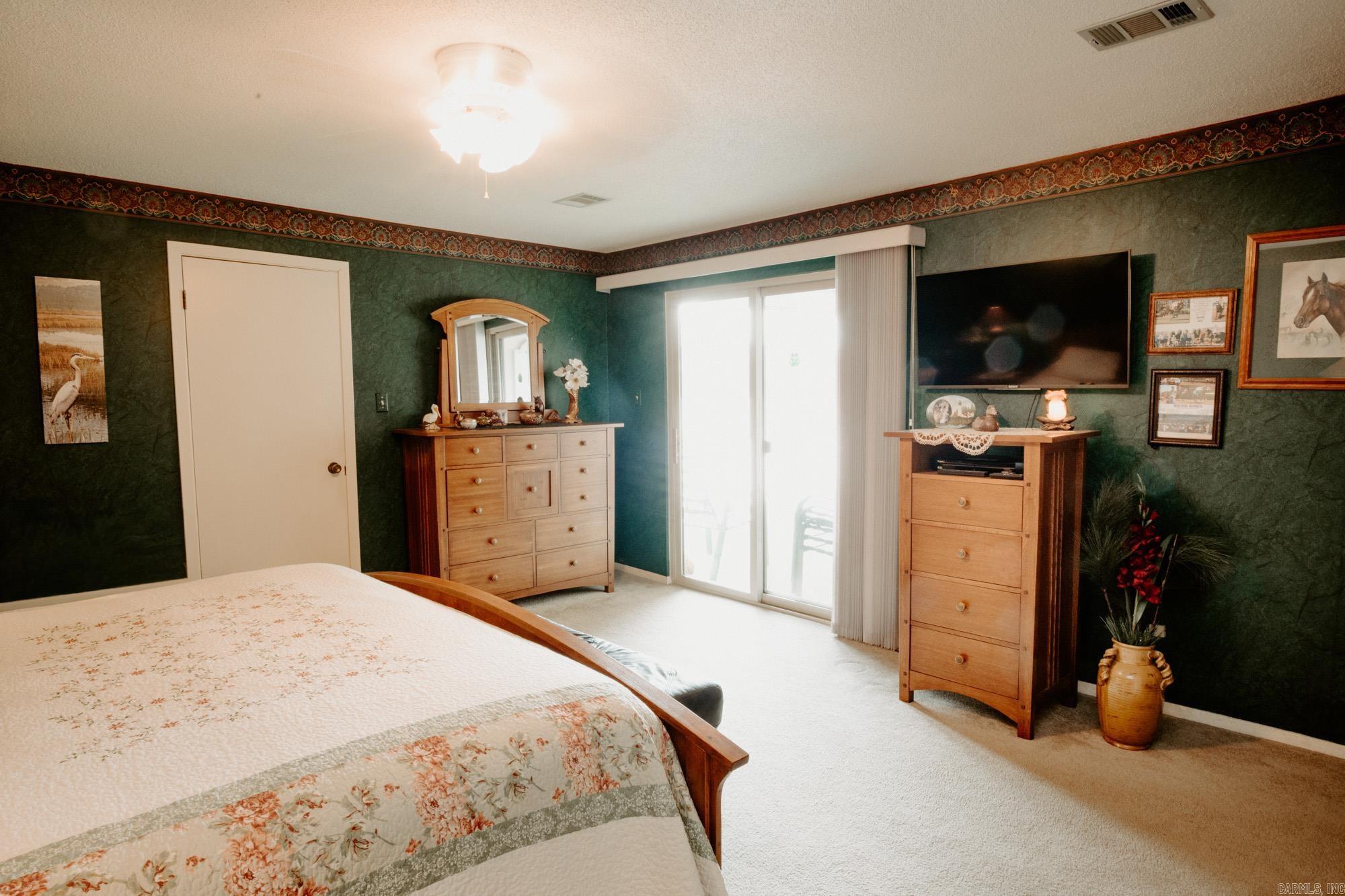 TWIN POINTS HPR - Residential