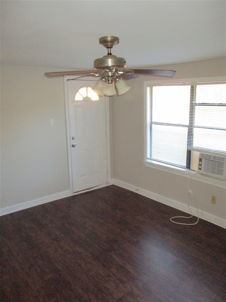 Puckett Mary D - Residential Lease