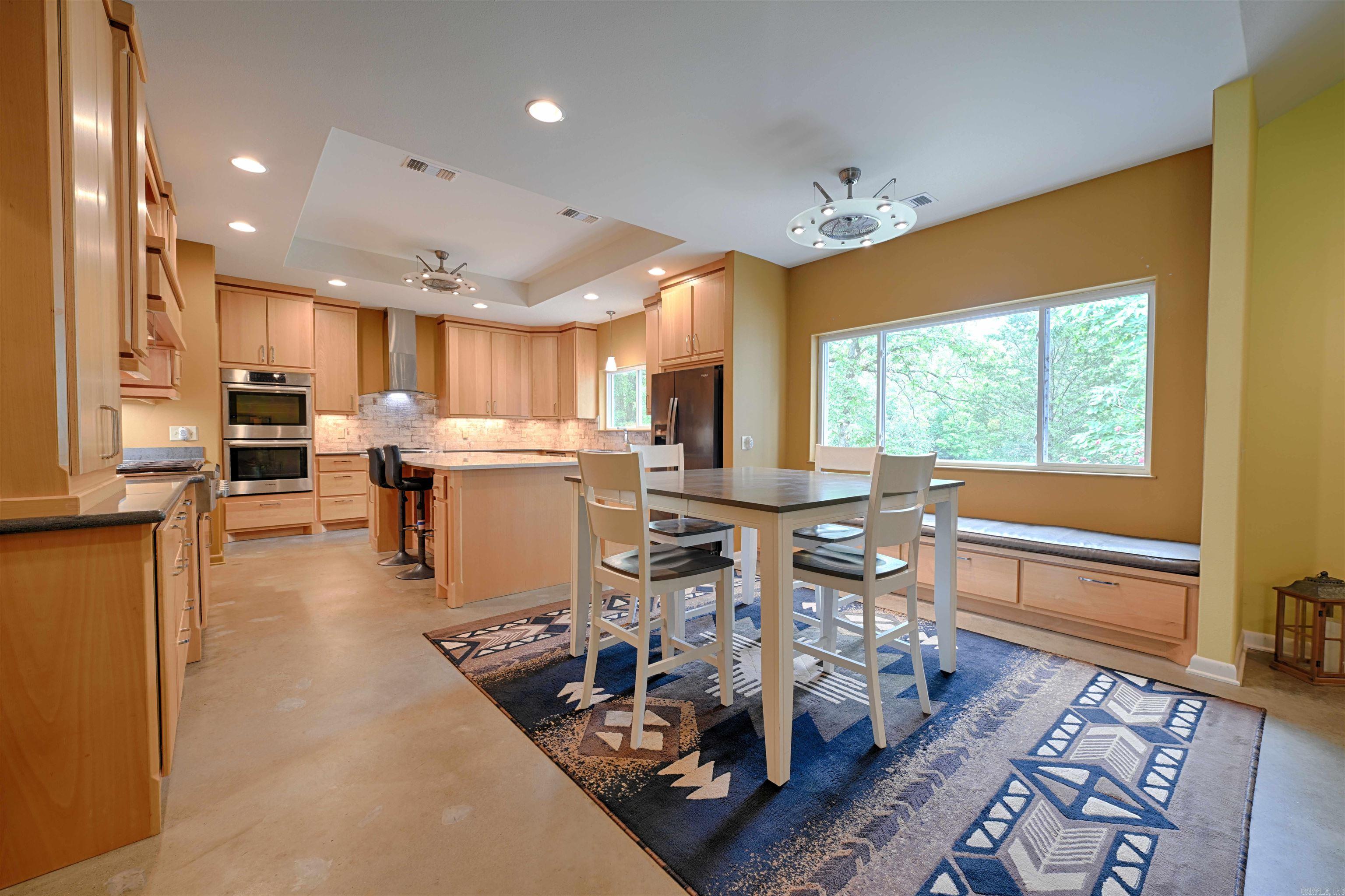 MAZARN ESTATES - Residential