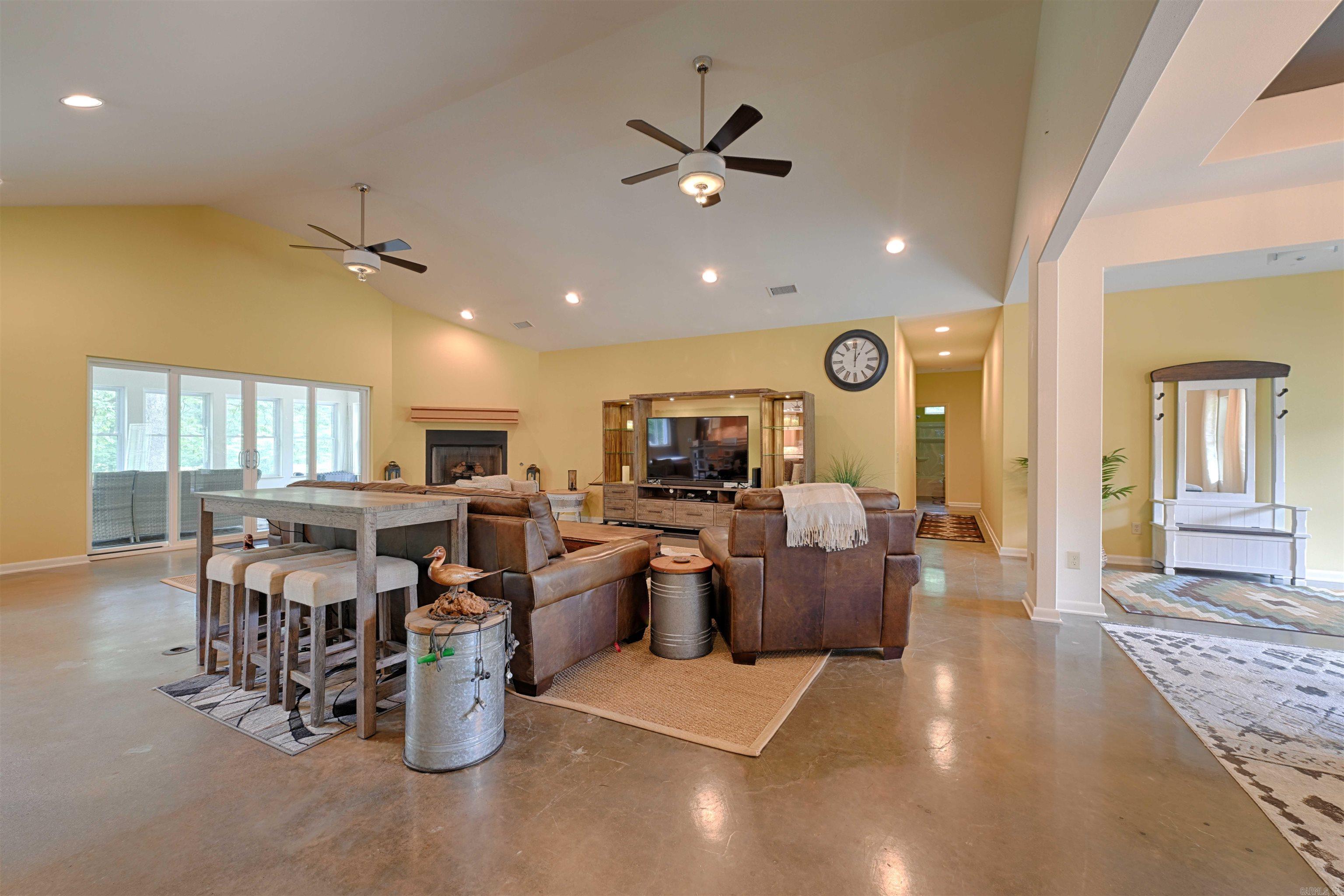 MAZARN ESTATES - Residential