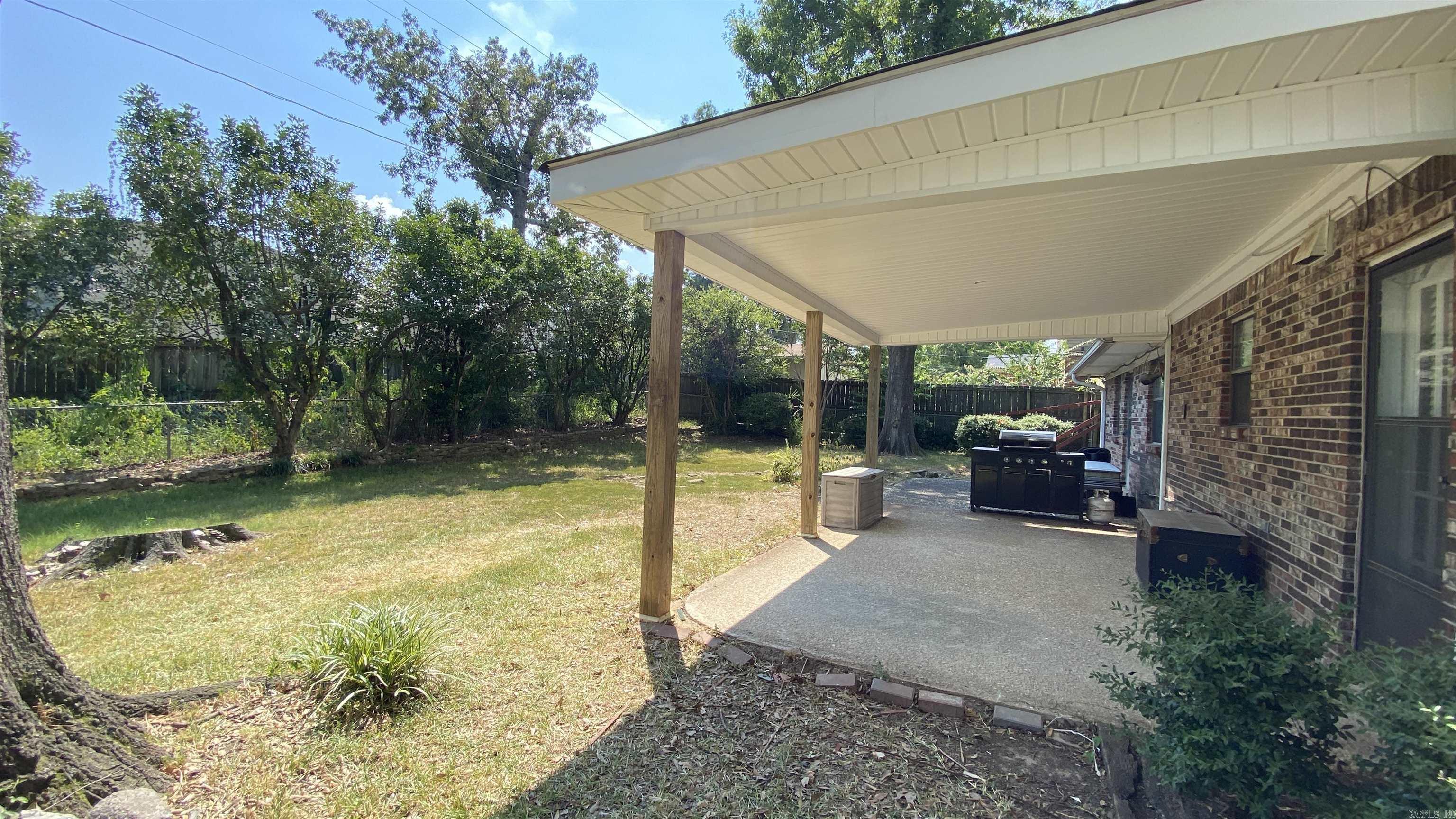 LAKEWOOD NE - Residential