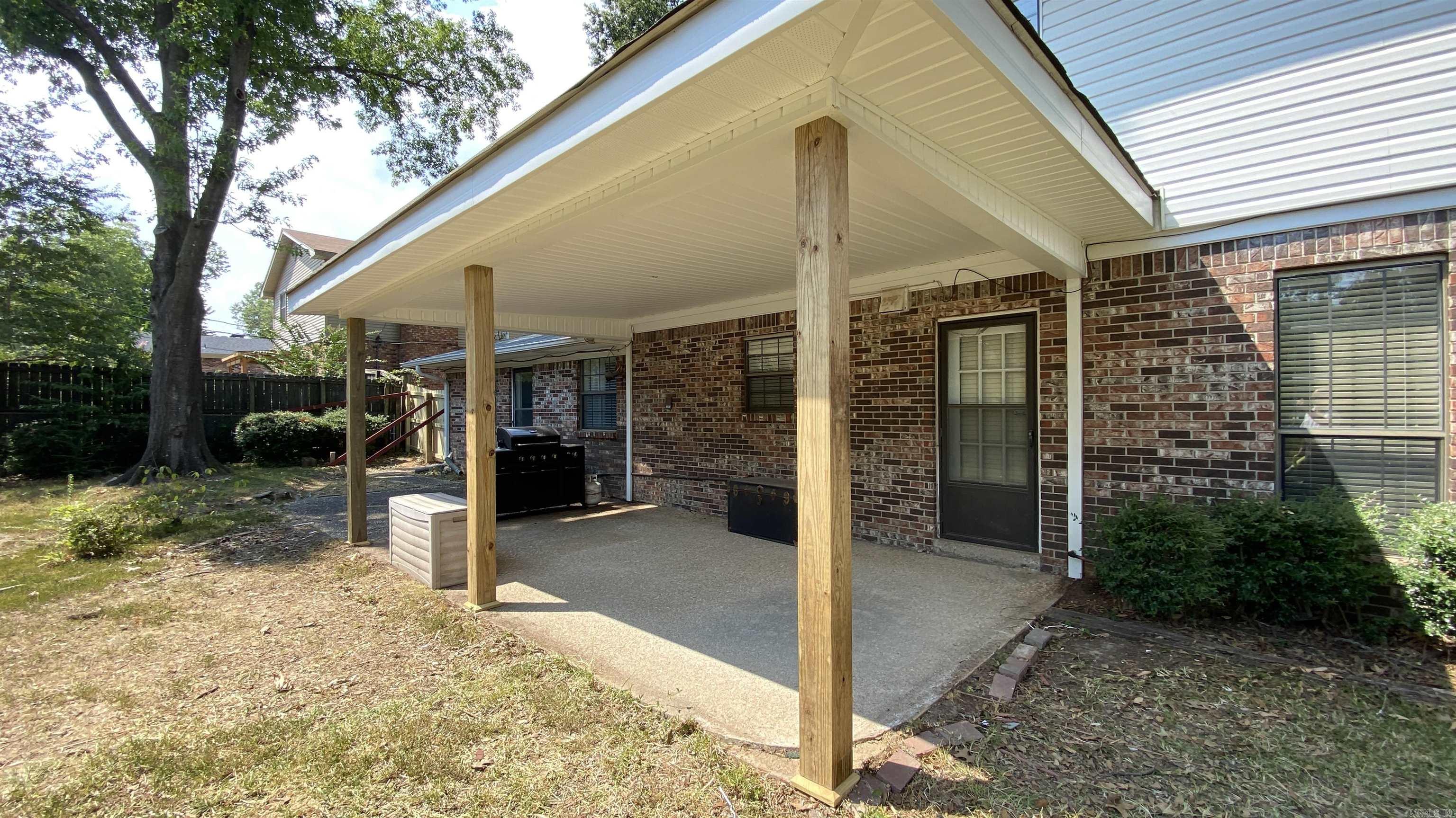 LAKEWOOD NE - Residential