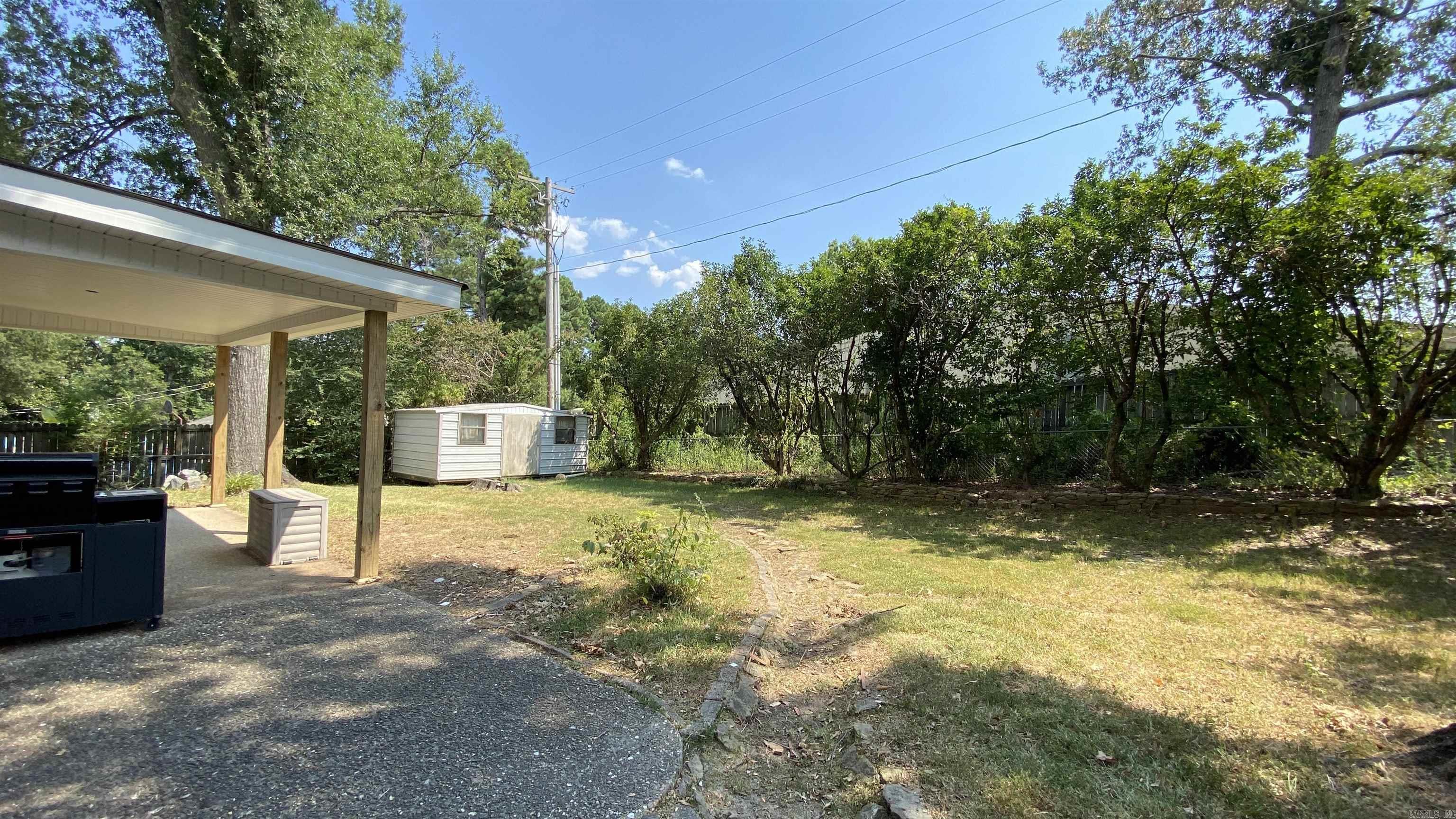 LAKEWOOD NE - Residential