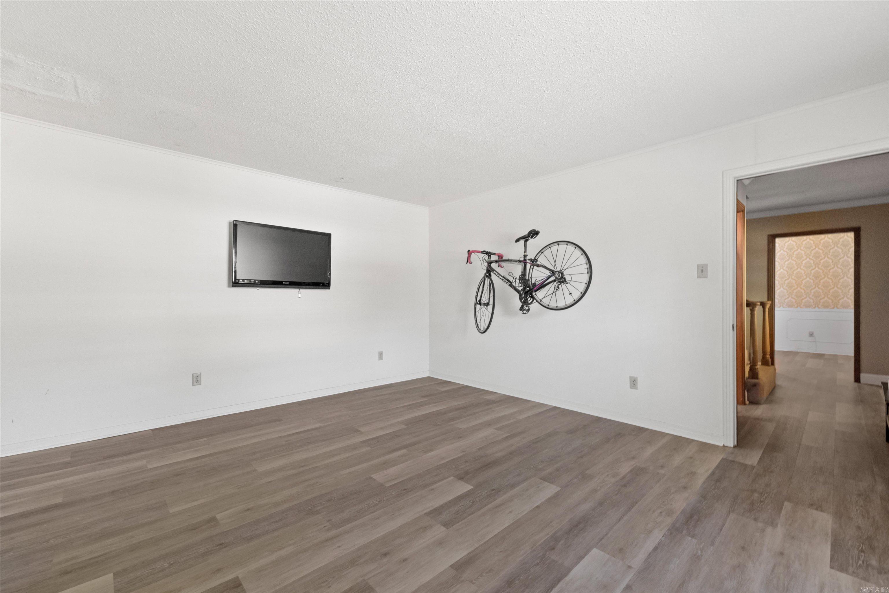 LAKEWOOD NE - Residential