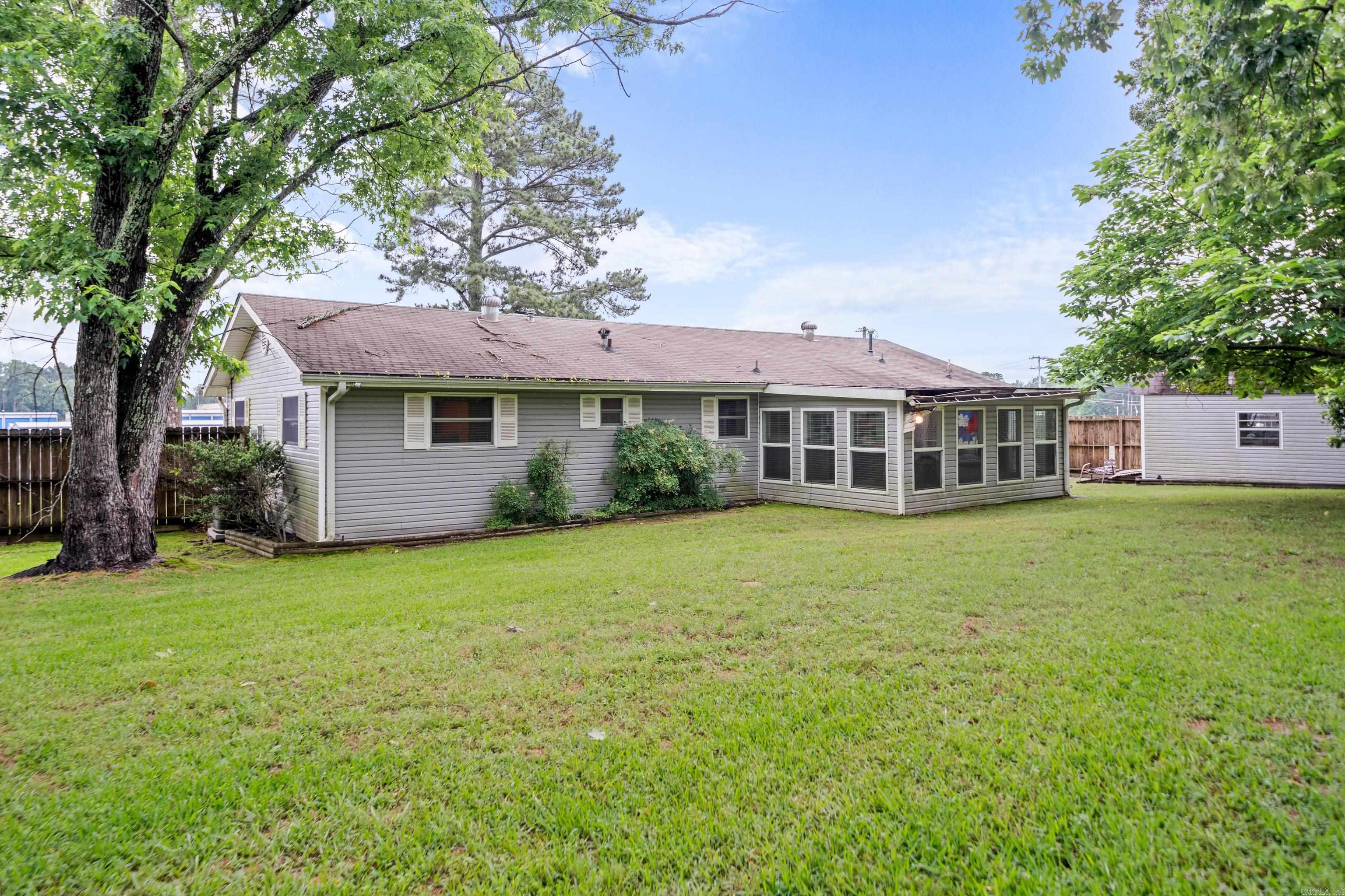 WEST WE GO ESTATES - Residential