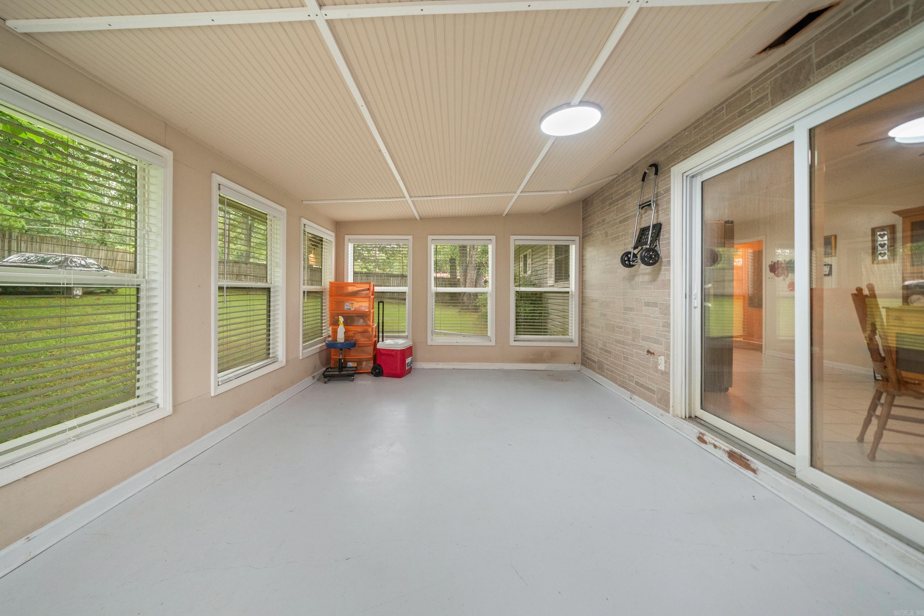 WEST WE GO ESTATES - Residential