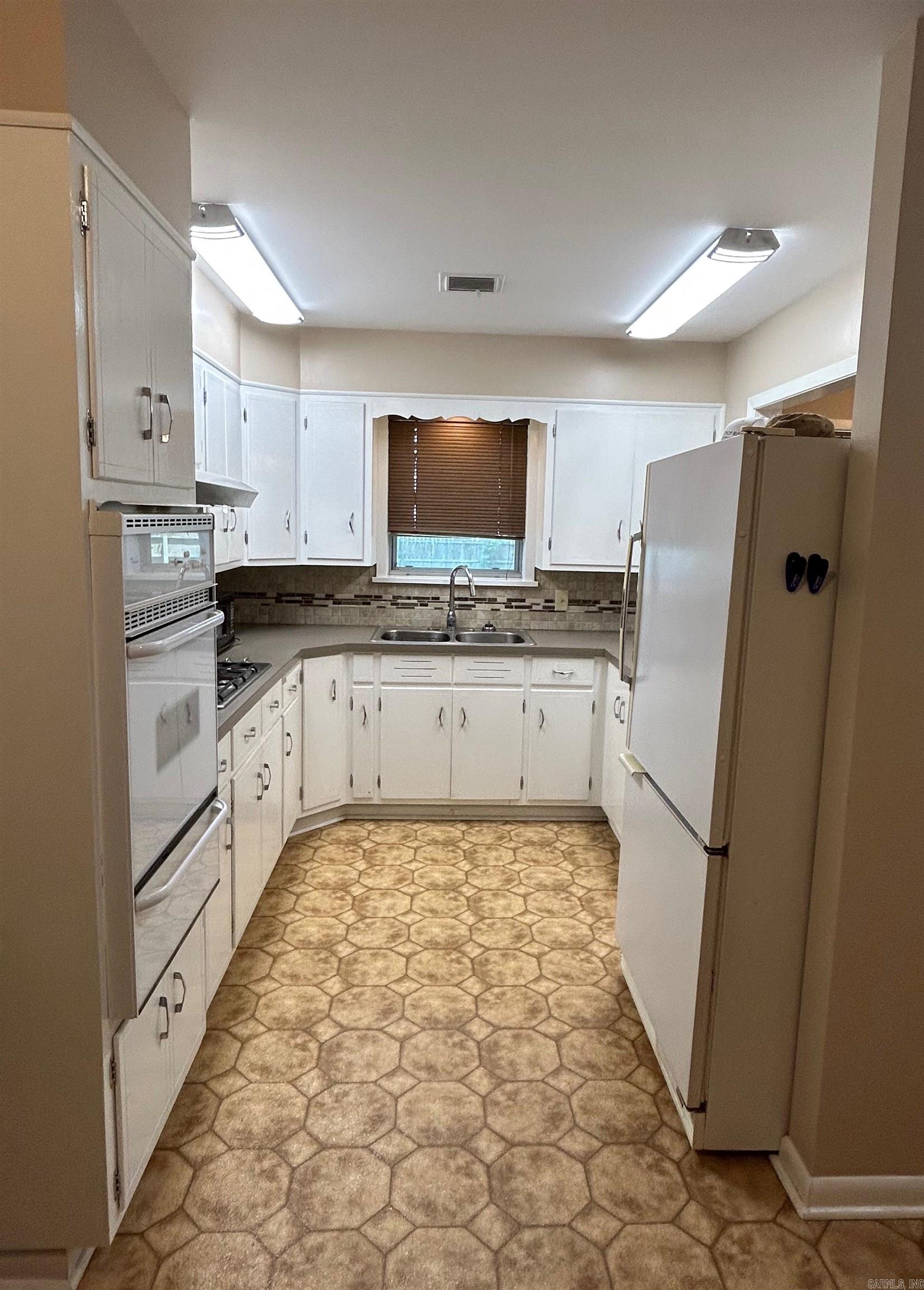 HENRY ADDN - Residential