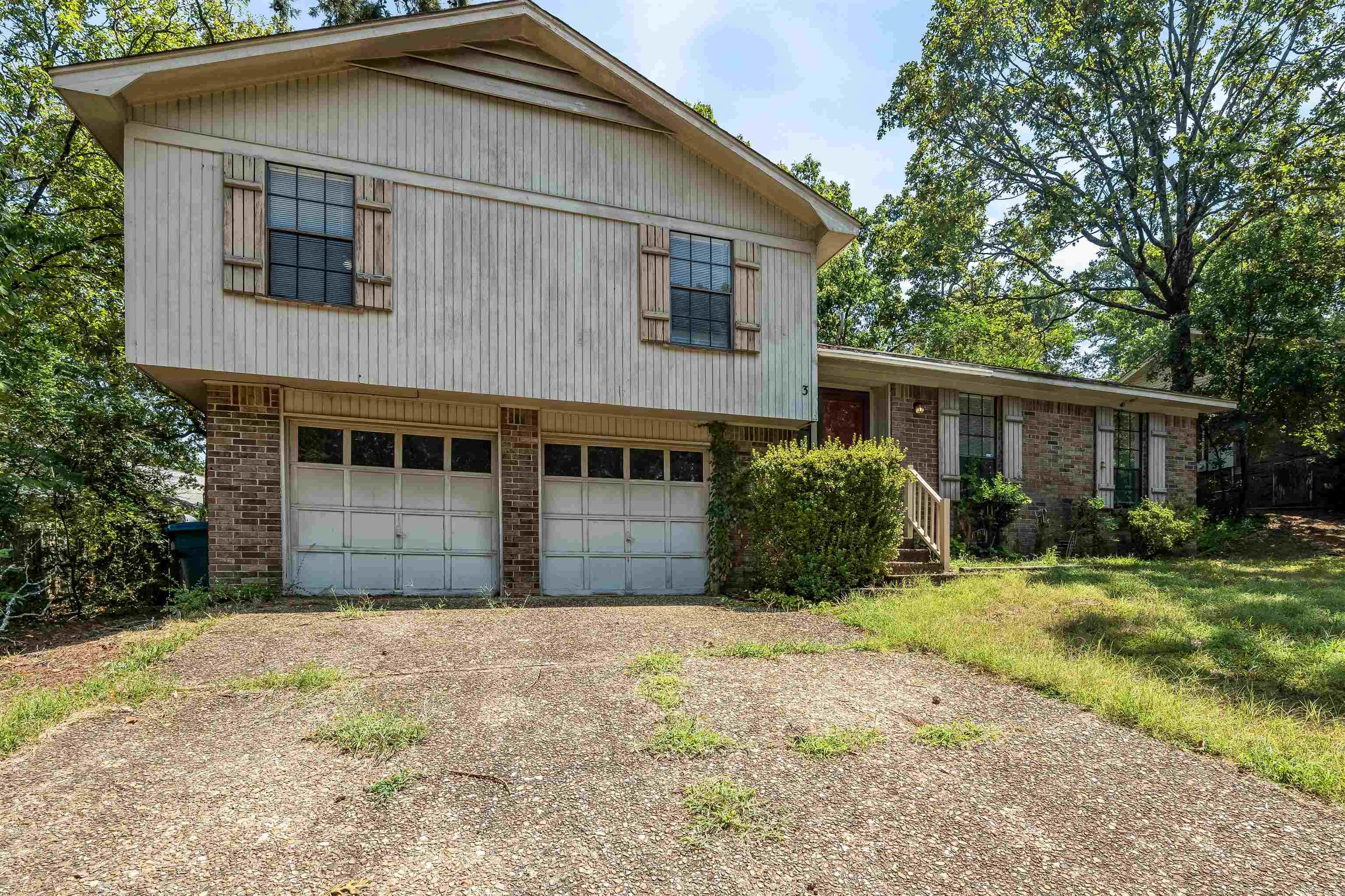 PLEASANT TREE - Residential