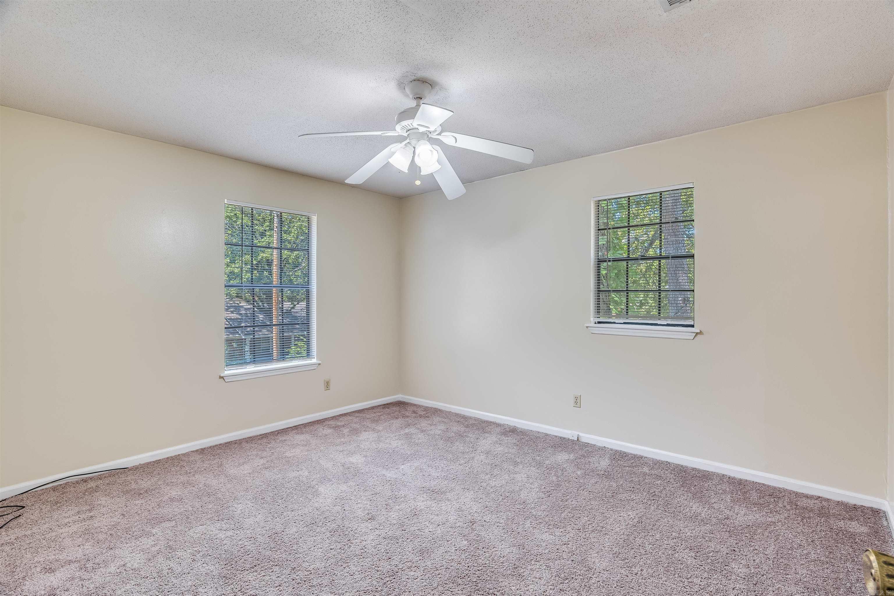 PLEASANT TREE - Residential