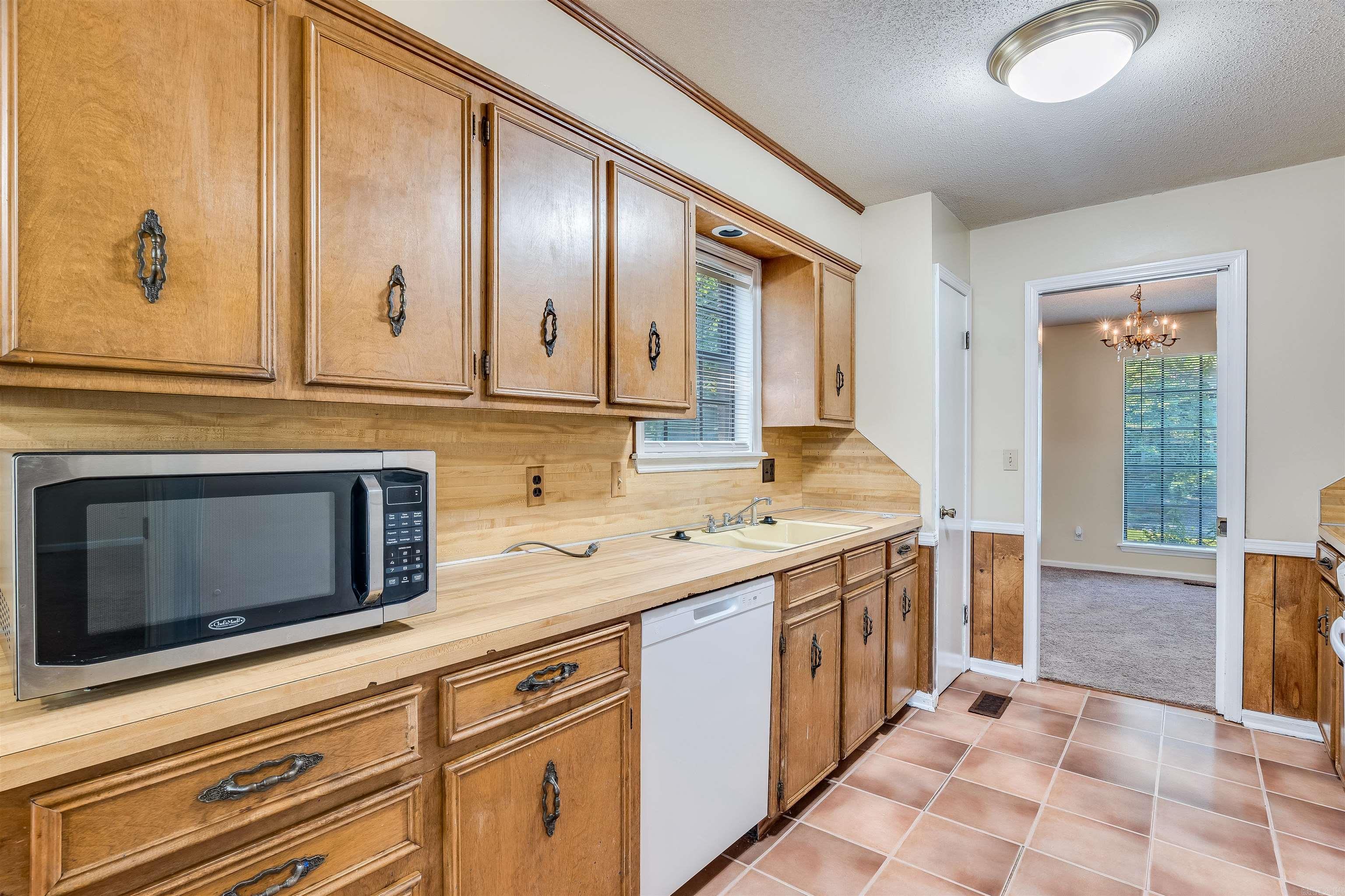 PLEASANT TREE - Residential