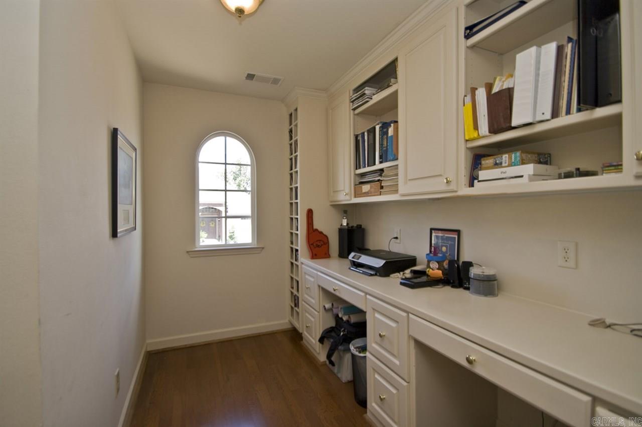 THE VILLAGES OF WELLINGTON - Residential