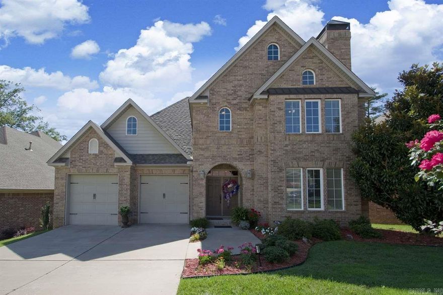 3 BR + bonus room + office. Remarkable ceiling heights in kitchen-family room, all bedrooms & master bath. Crown moldings, arches & hardwoods down. Open living-dining room + large kitchen & family room. Beadboard cathedral ceiling, good windows and lots of light. Walk in pantry & abundance of cabinets w/granite & breakfast bar. Master suite down, 2 BR w/Jack & Jill bath, small office w/built-ins and bonus room up. Deck + level fenced backyard. You will love the high ceilings and big windows!  Move-in ready