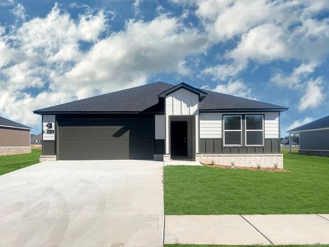 Photo of 6317 Warwick Drive, Bryant, AR 72002 (MLS # 26001896)