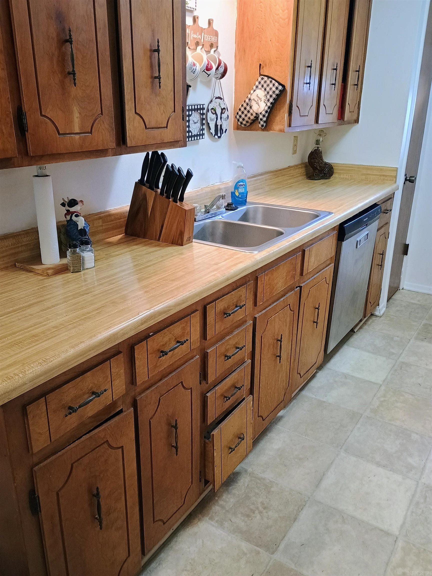 BRENTWOOD - Residential