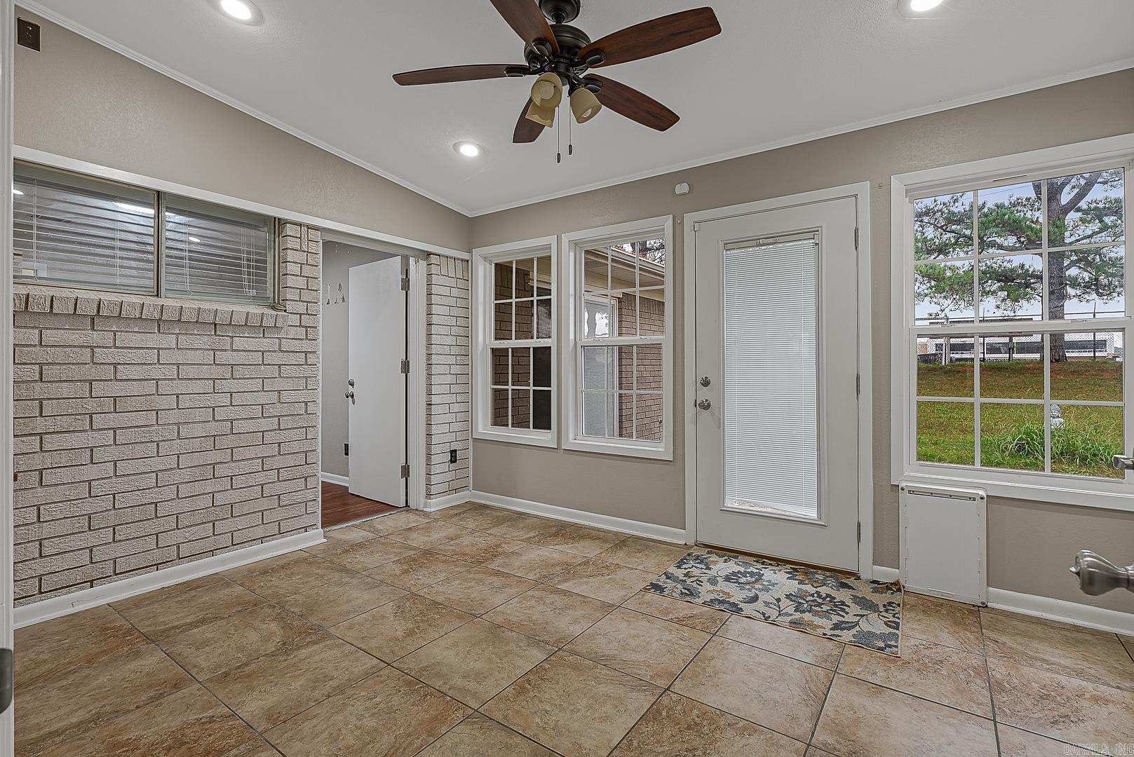 WOODLAND PARK - Residential