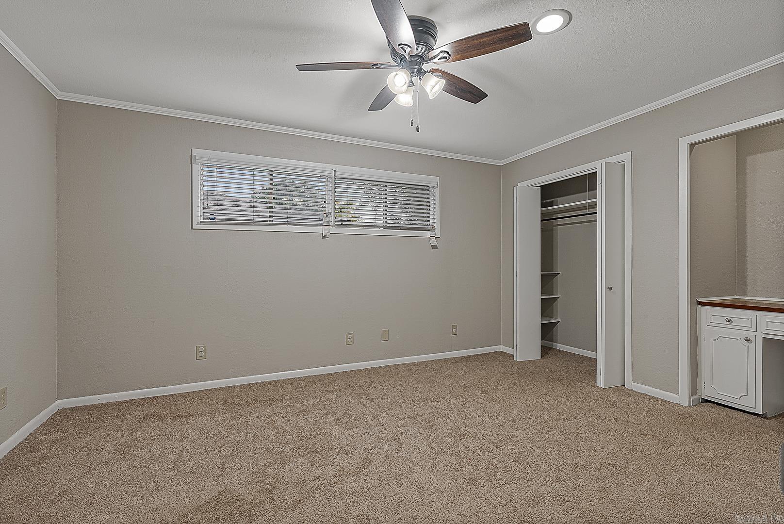 WOODLAND PARK - Residential