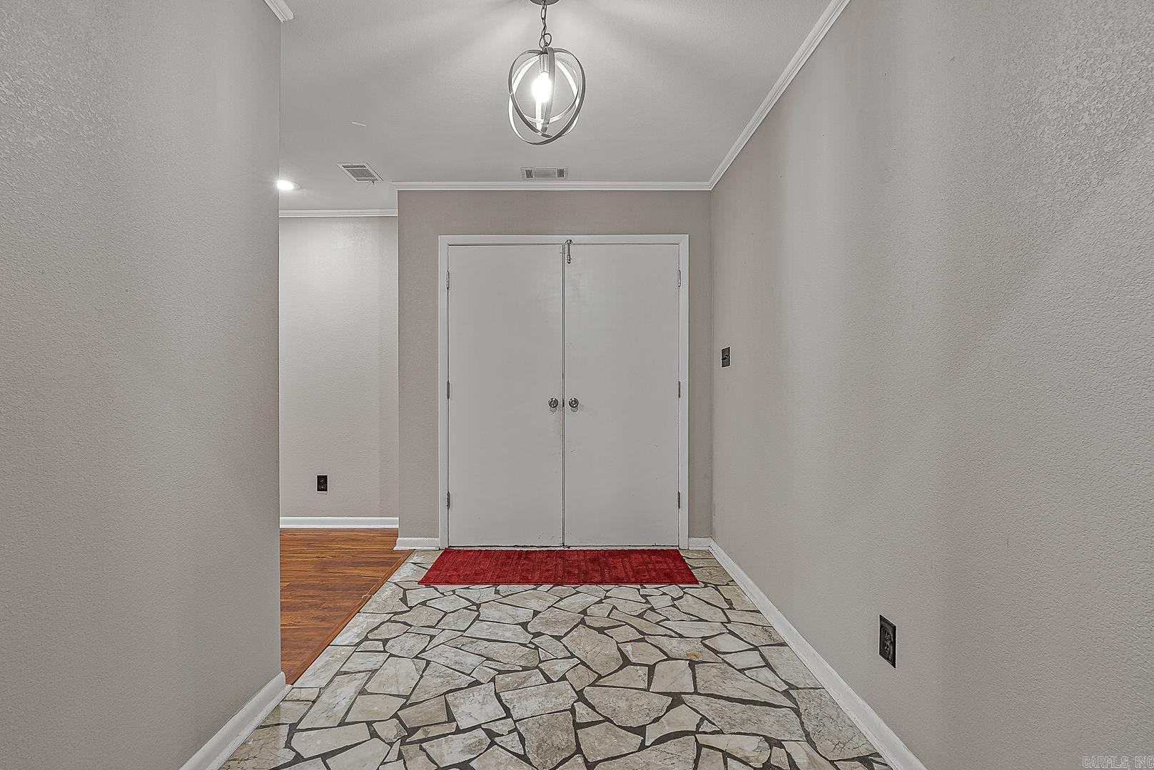 WOODLAND PARK - Residential