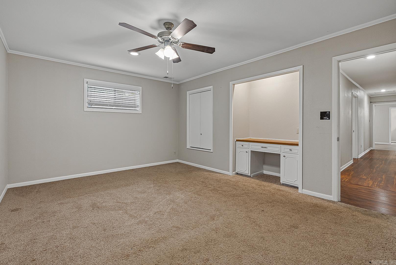 WOODLAND PARK - Residential