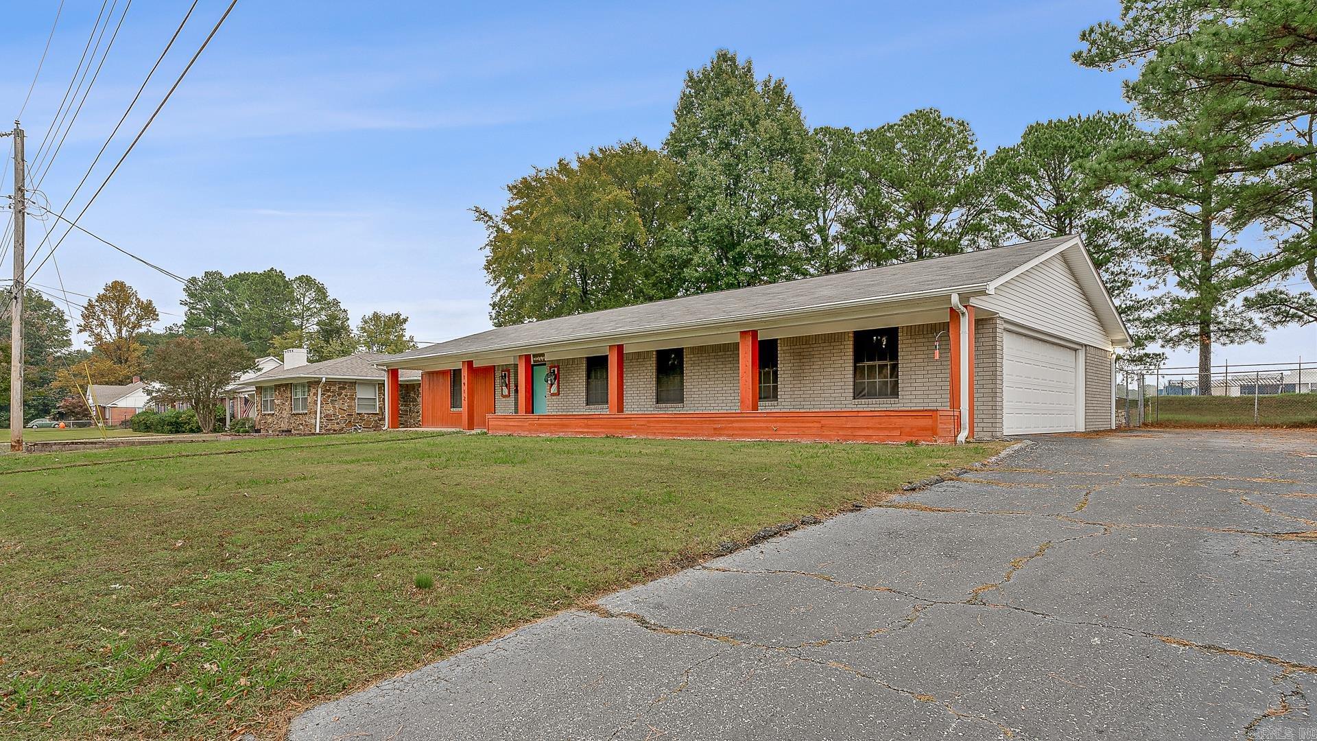 WOODLAND PARK - Residential