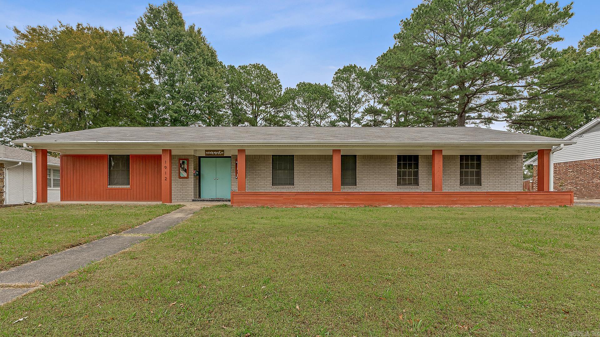 WOODLAND PARK - Residential