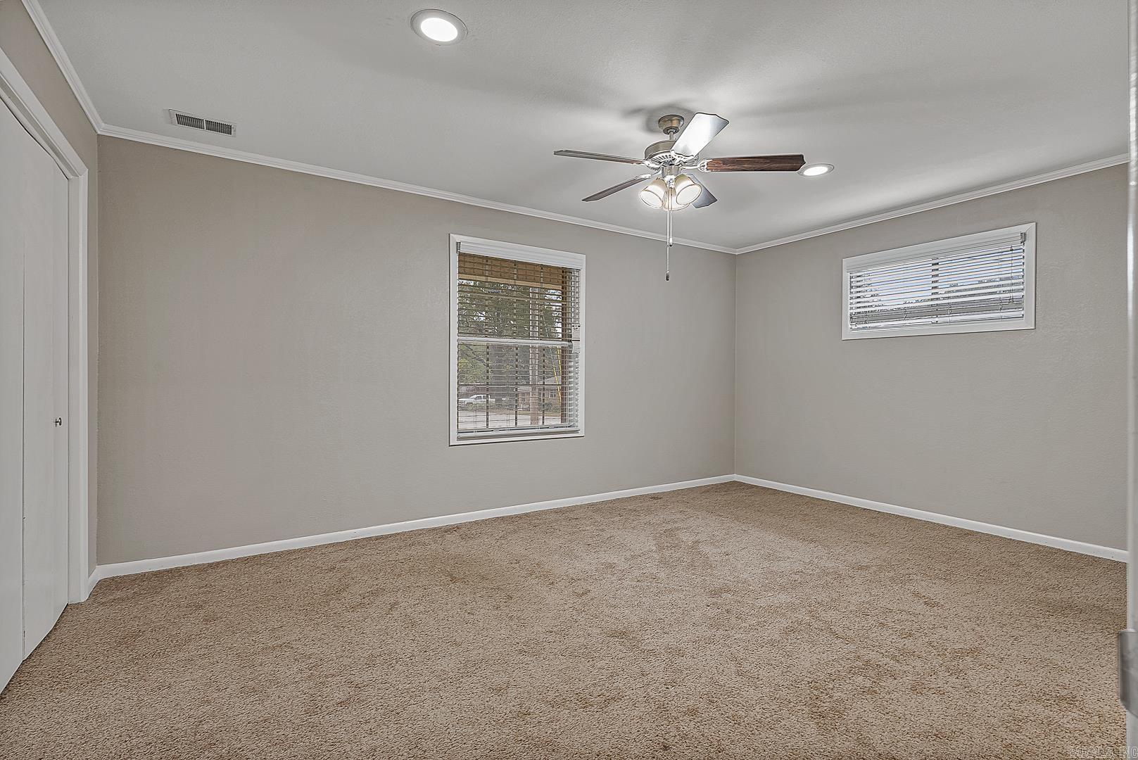 WOODLAND PARK - Residential