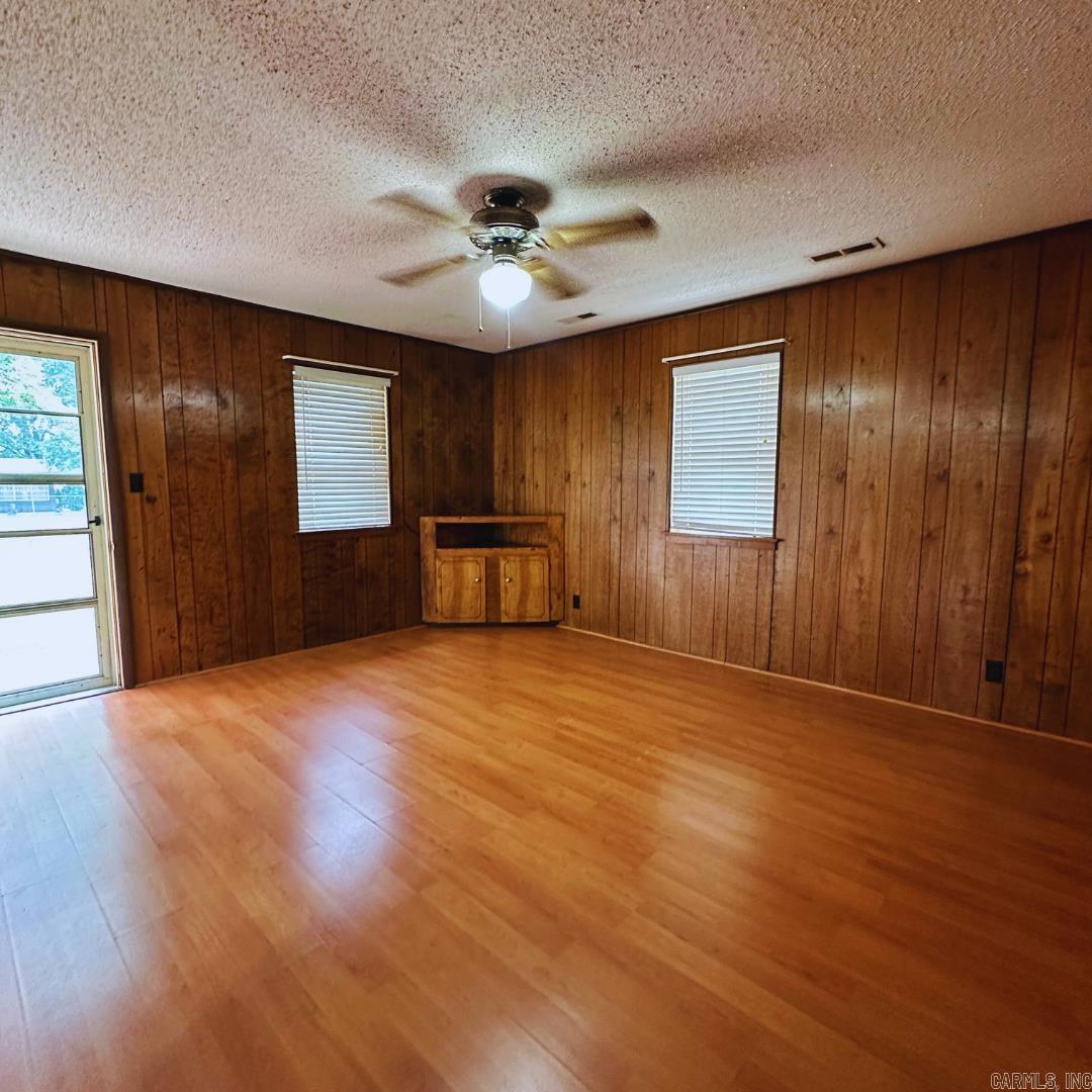 ARNOLD - Residential