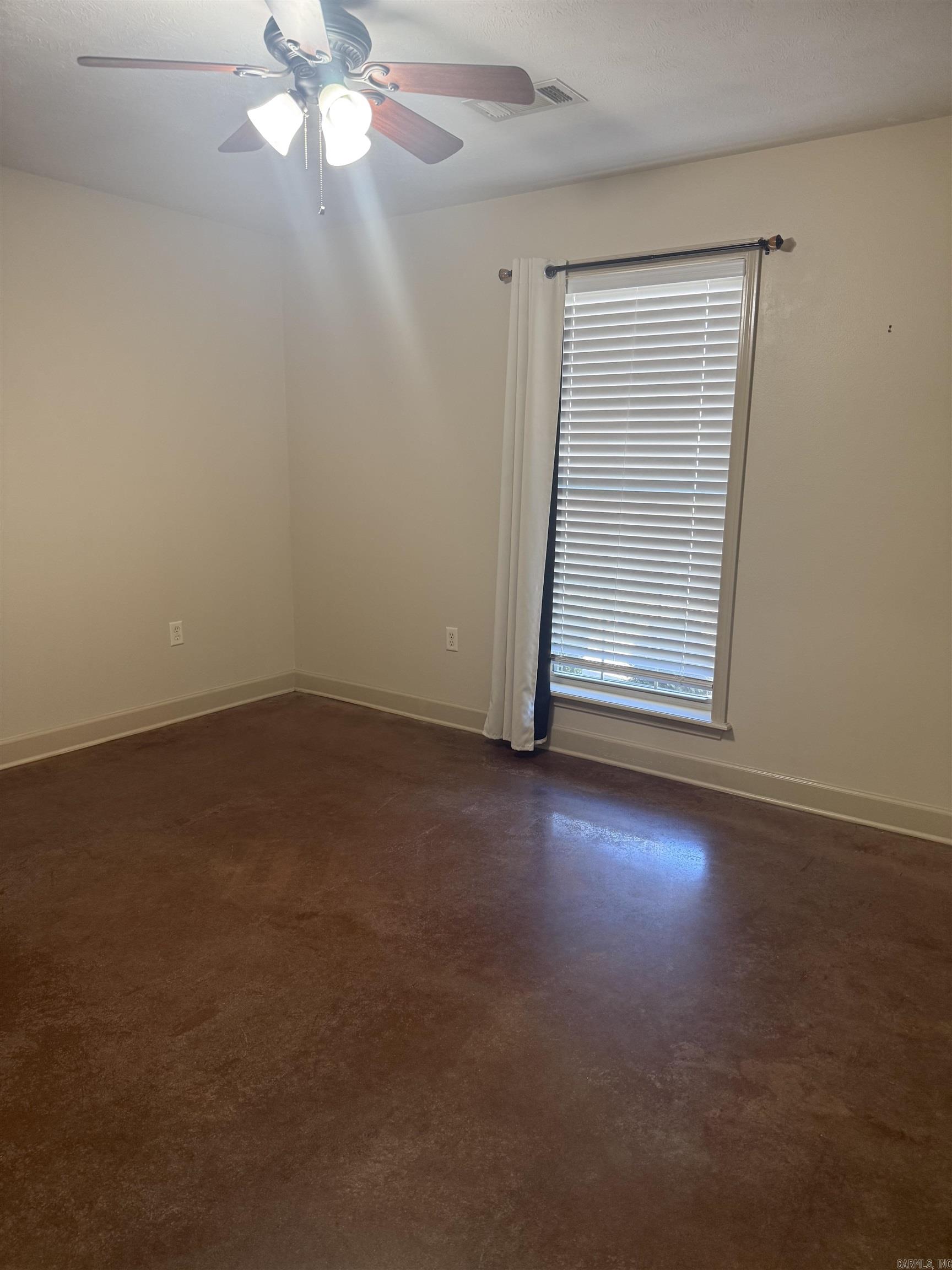 SKYLINE MEADOWS - Residential