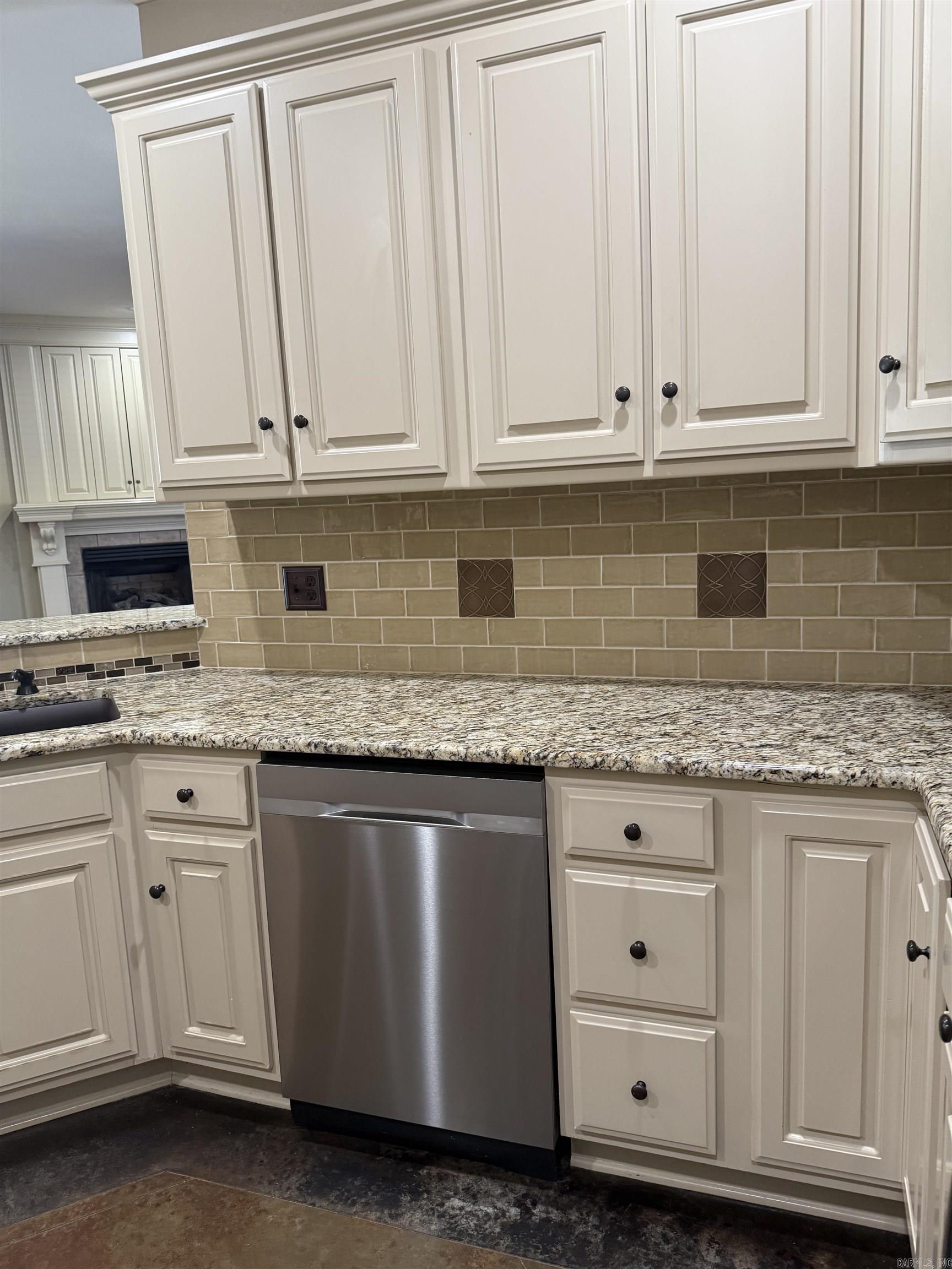 SKYLINE MEADOWS - Residential