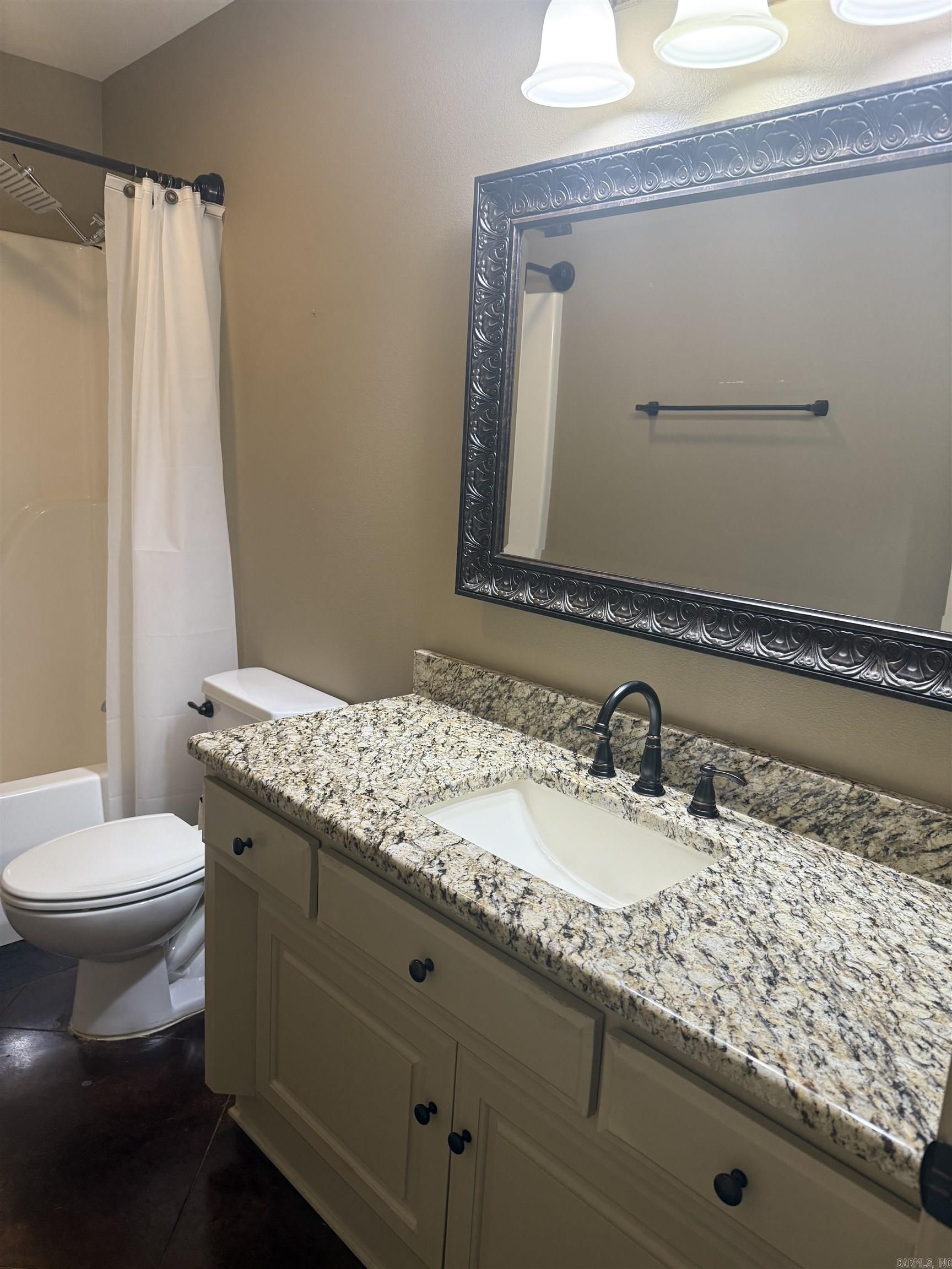 SKYLINE MEADOWS - Residential