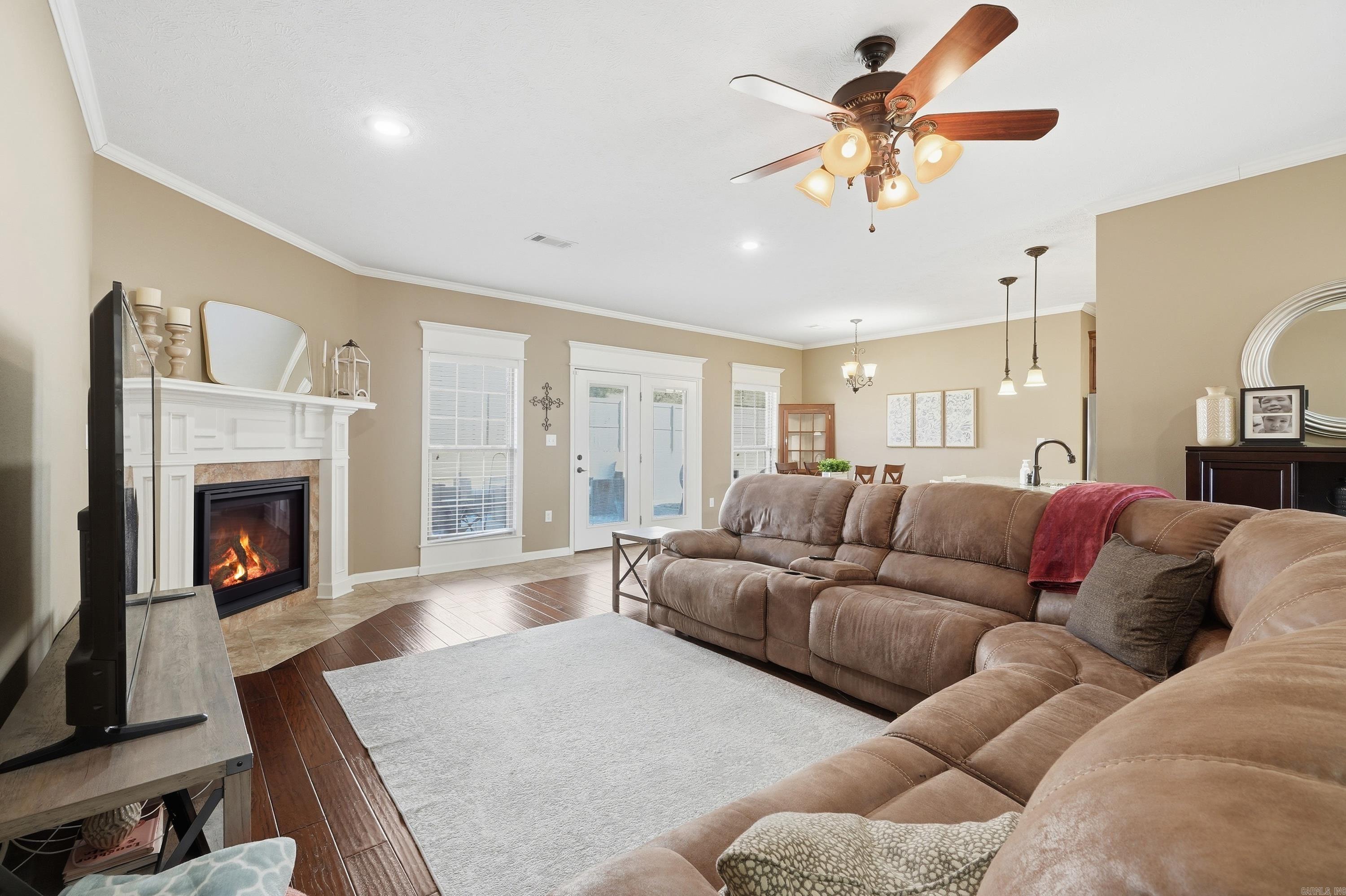 CEDAR KNOLLS & CEDAR VIEW - Residential