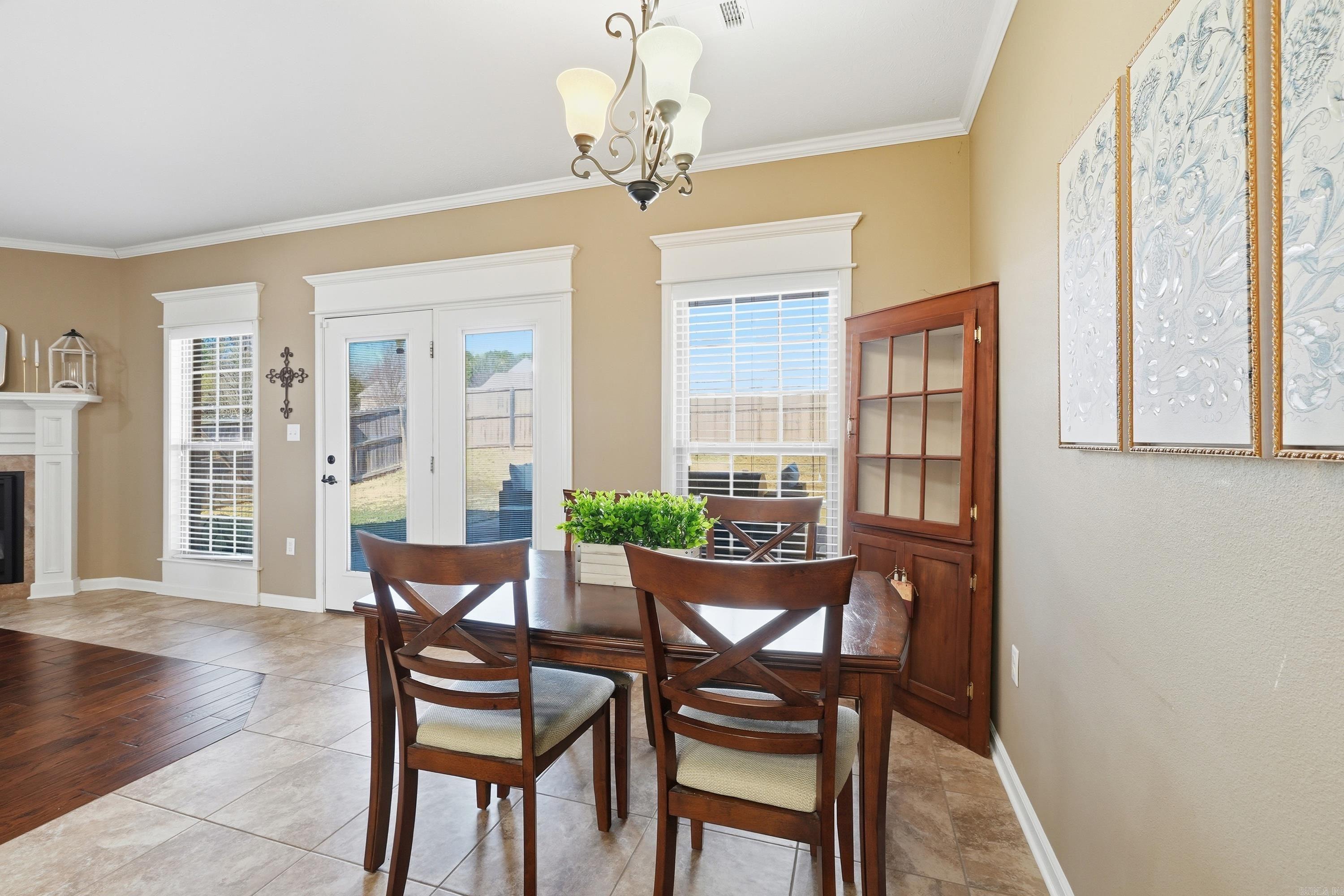 CEDAR KNOLLS & CEDAR VIEW - Residential