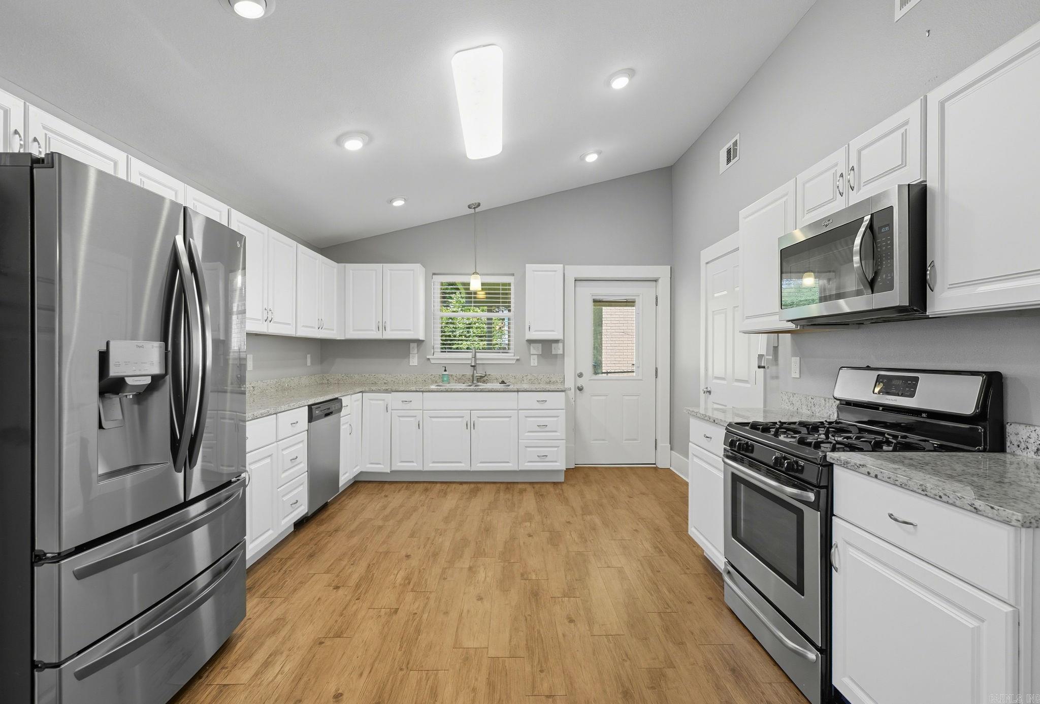 Tite Spot - Residential