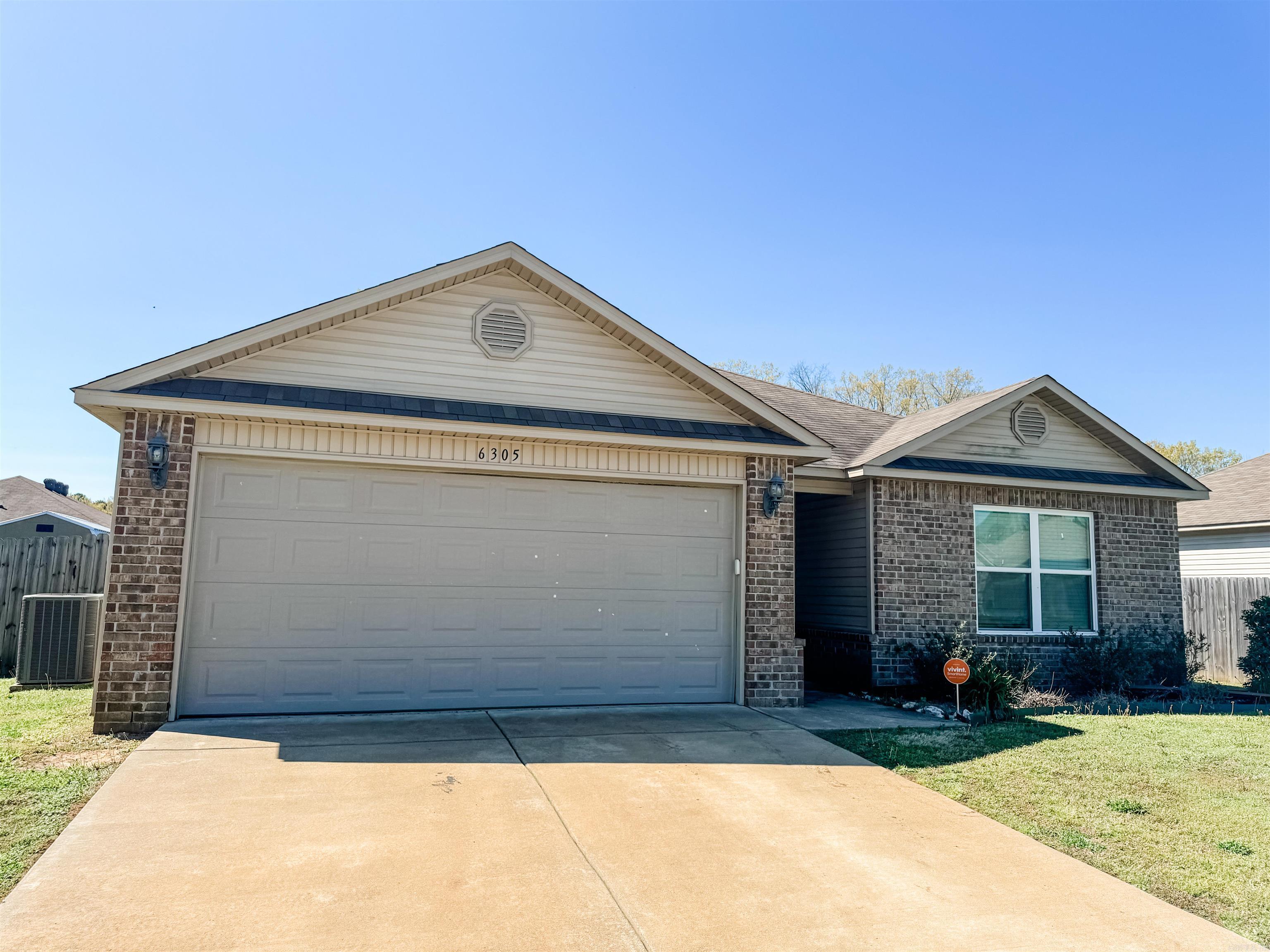 Benjamin Grove - Residential Lease