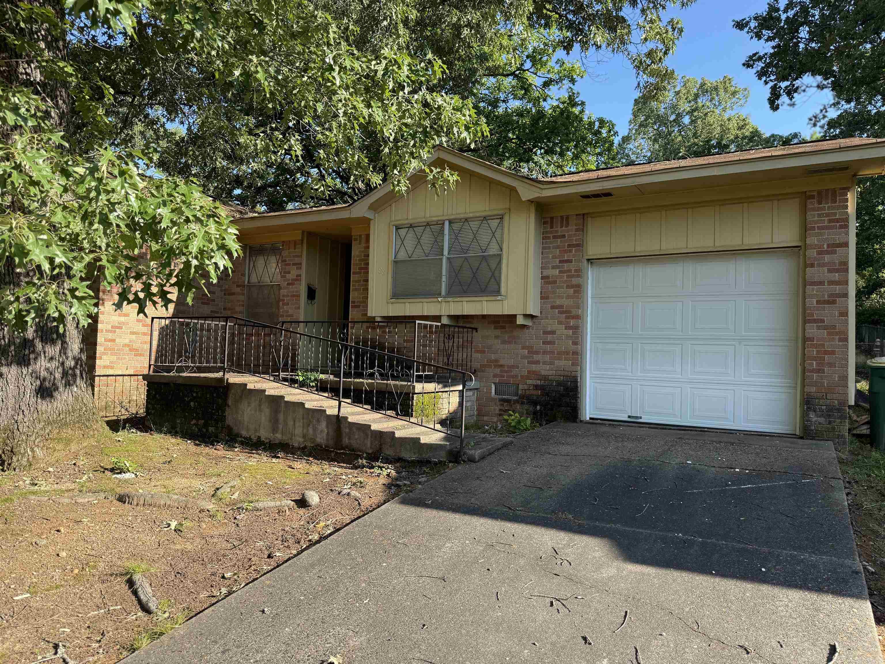 BROOKWOOD ADDN - Residential