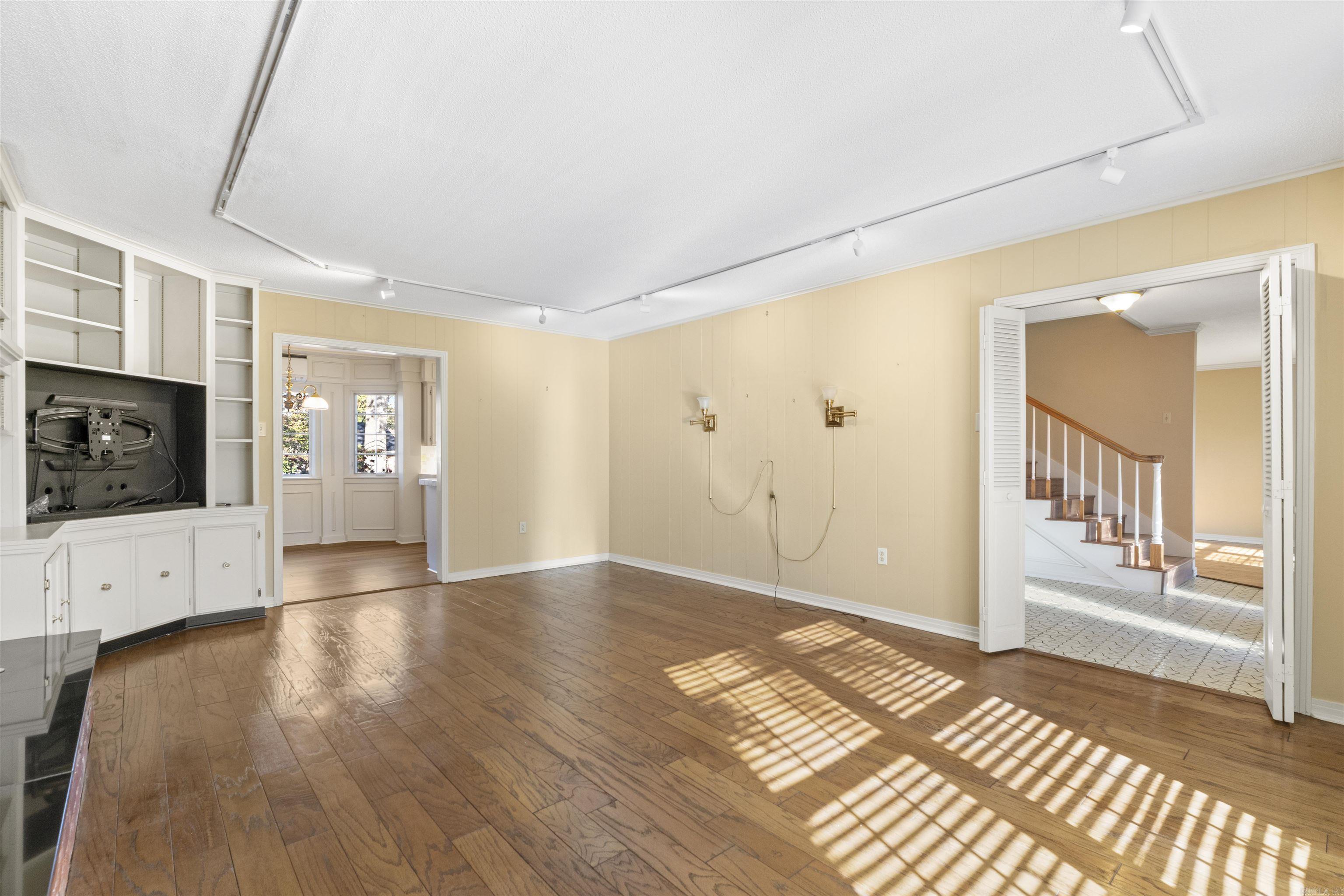 Lakewood - Residential